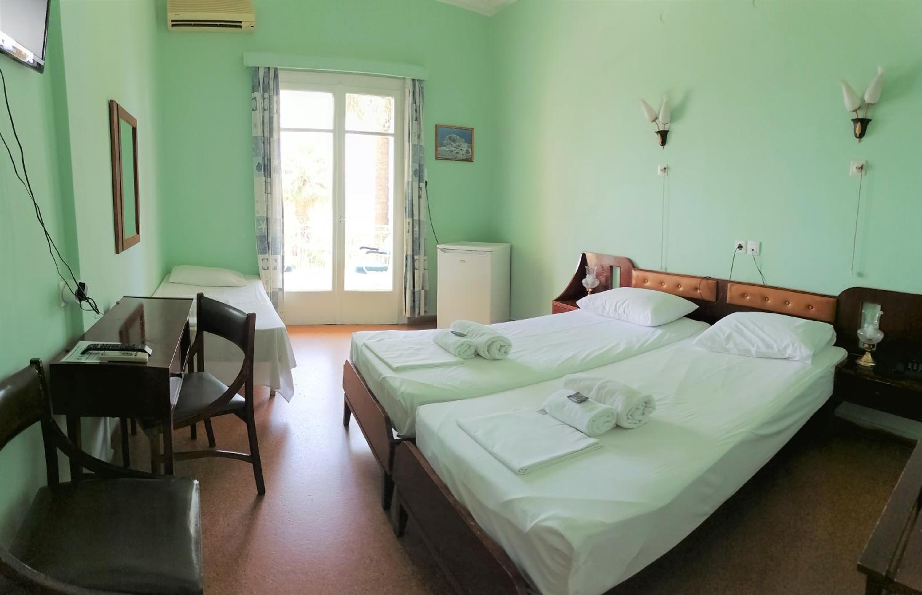 Triple Room with Sea View - Photo 1