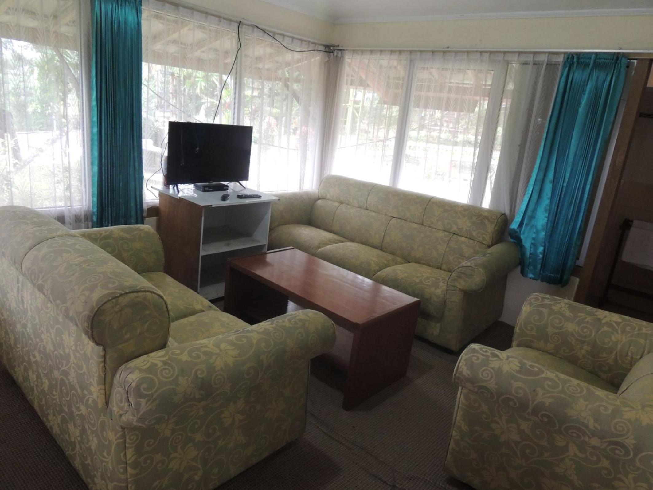 Villa photo 1