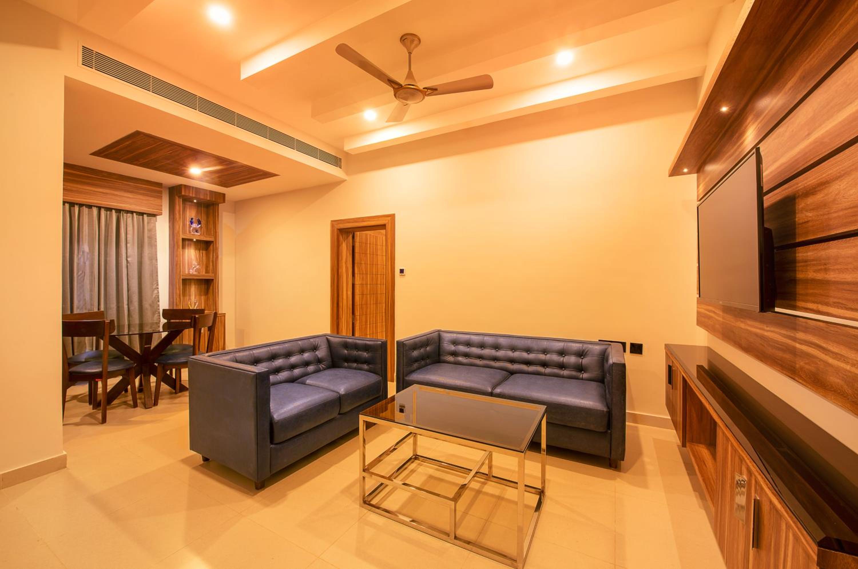 Deluxe Suite - Photo 3