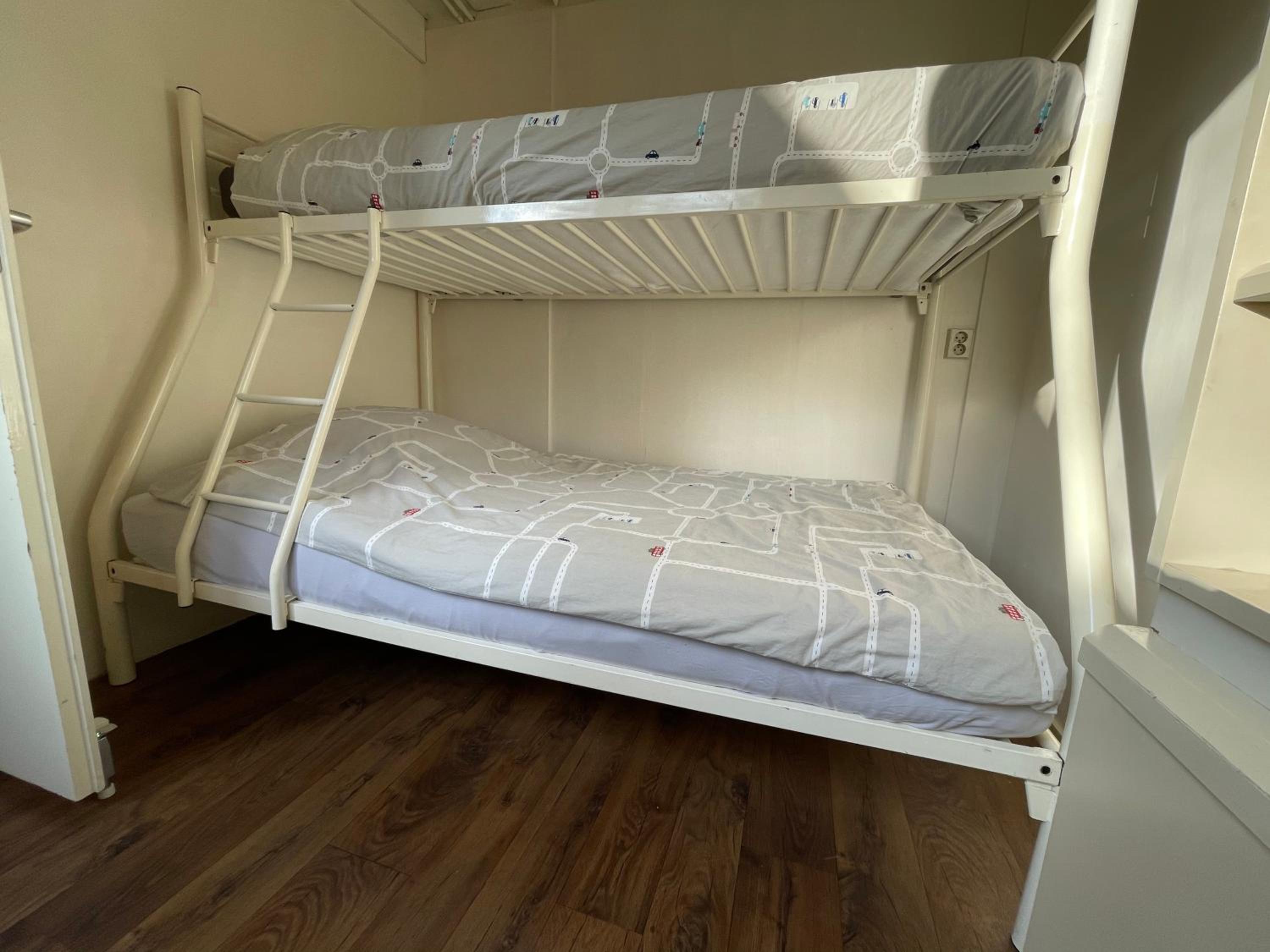 Two-Bedroom House photo 2