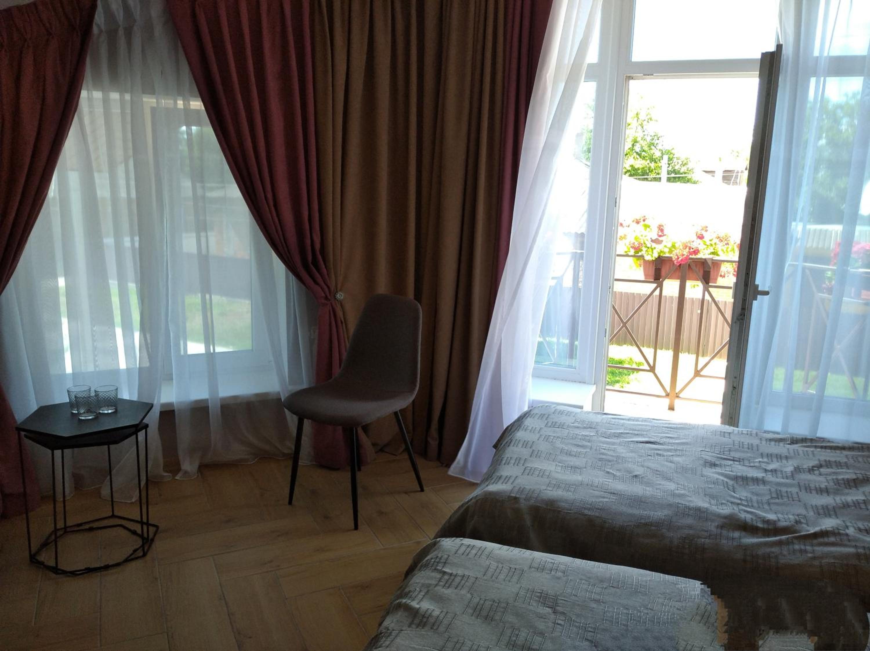 Basic Triple Room photo 1