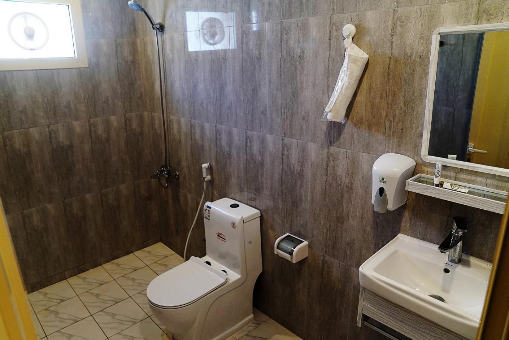 Deluxe Double or Twin Room photo 3