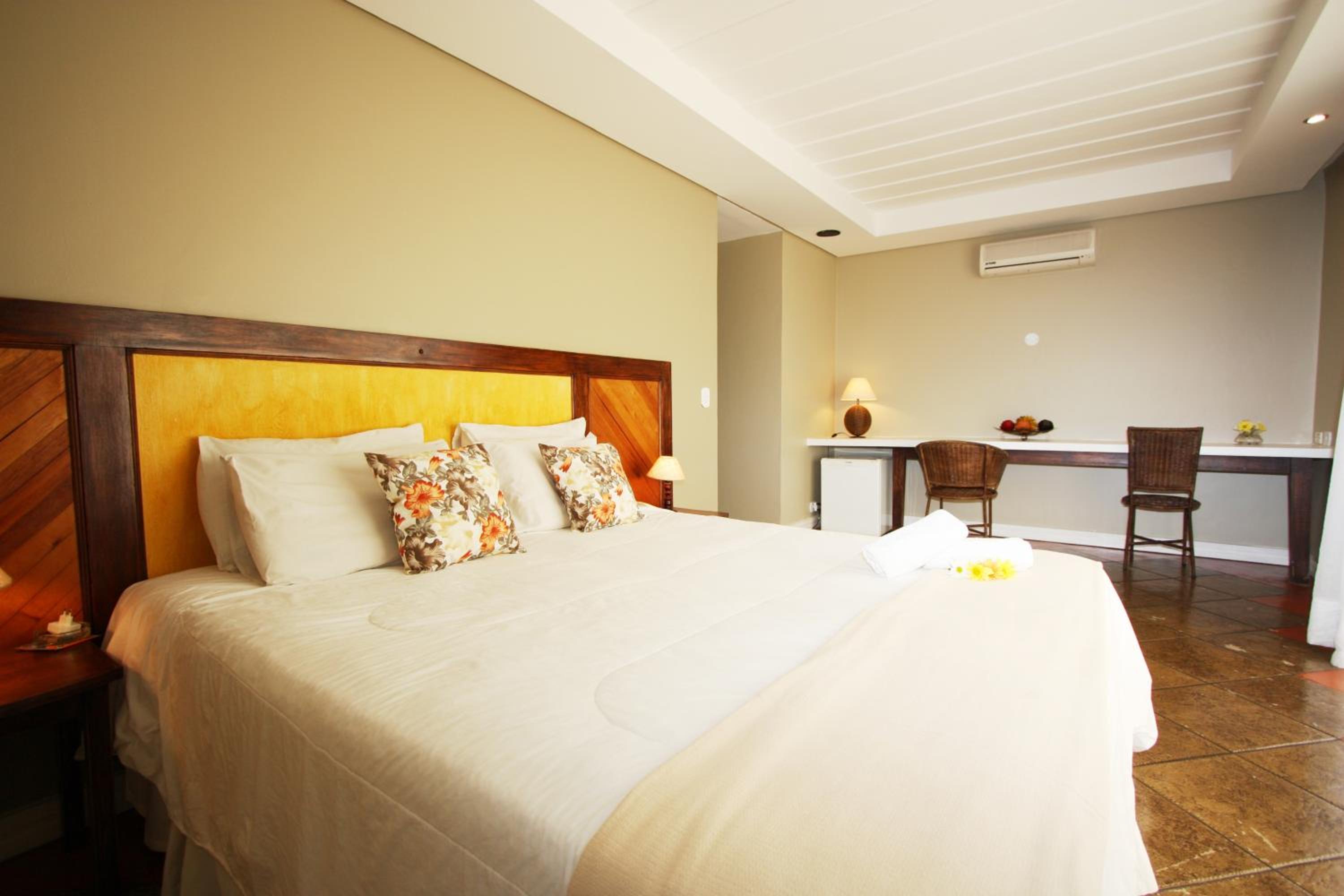 Deluxe Suite with Sea View photo 3