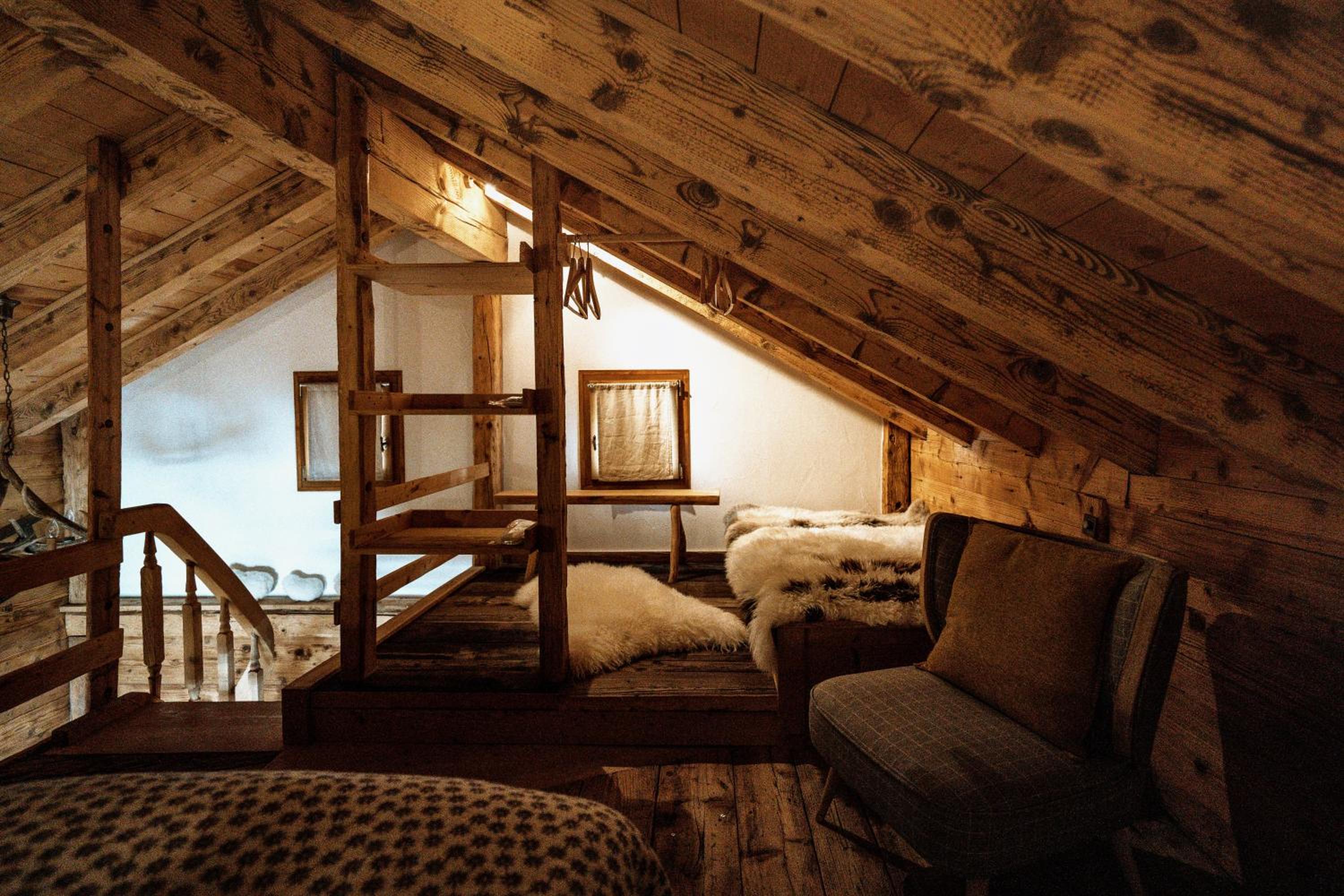 Deluxe Suite - Photo 5