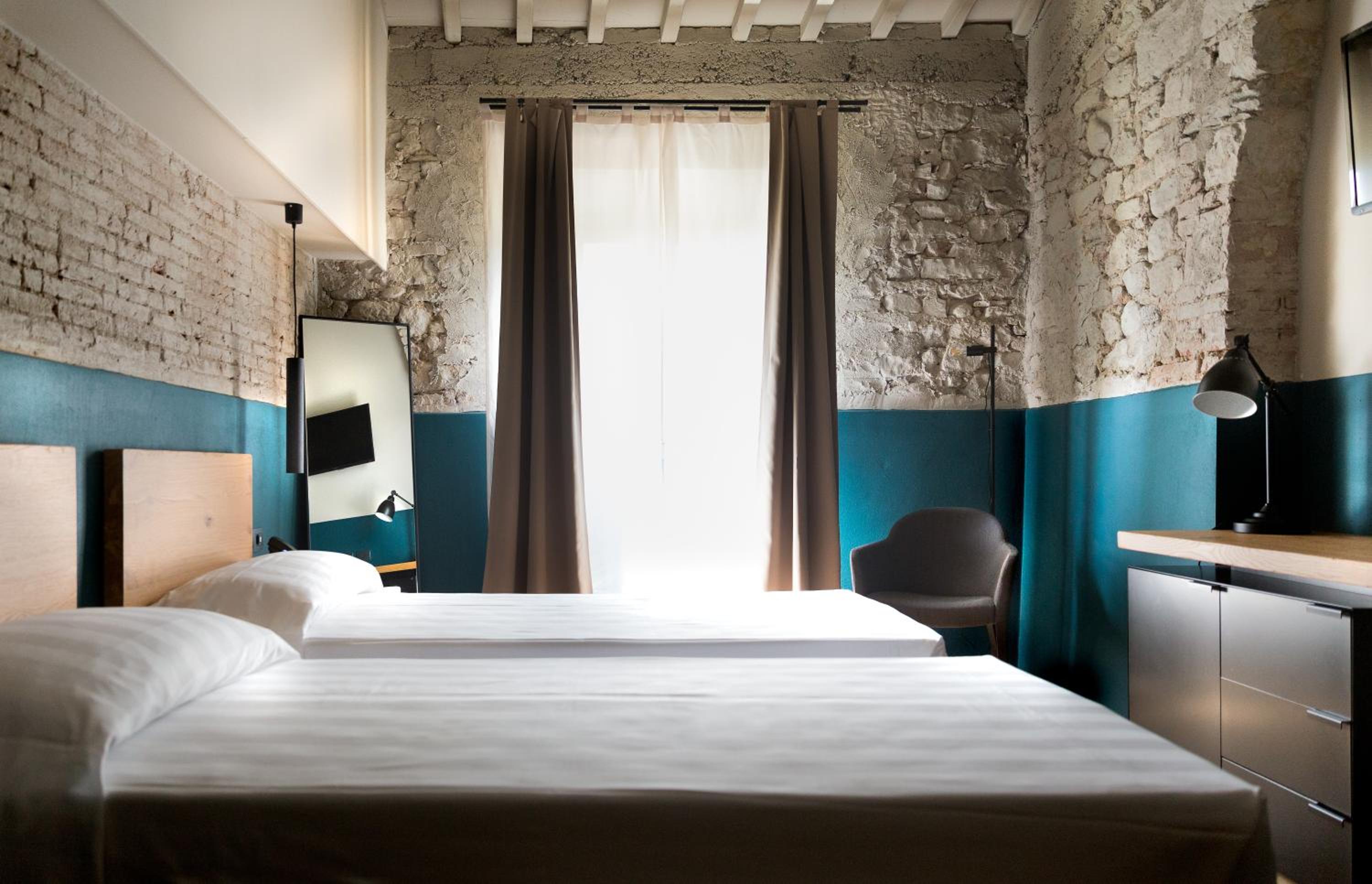 Double Room - Photo 1