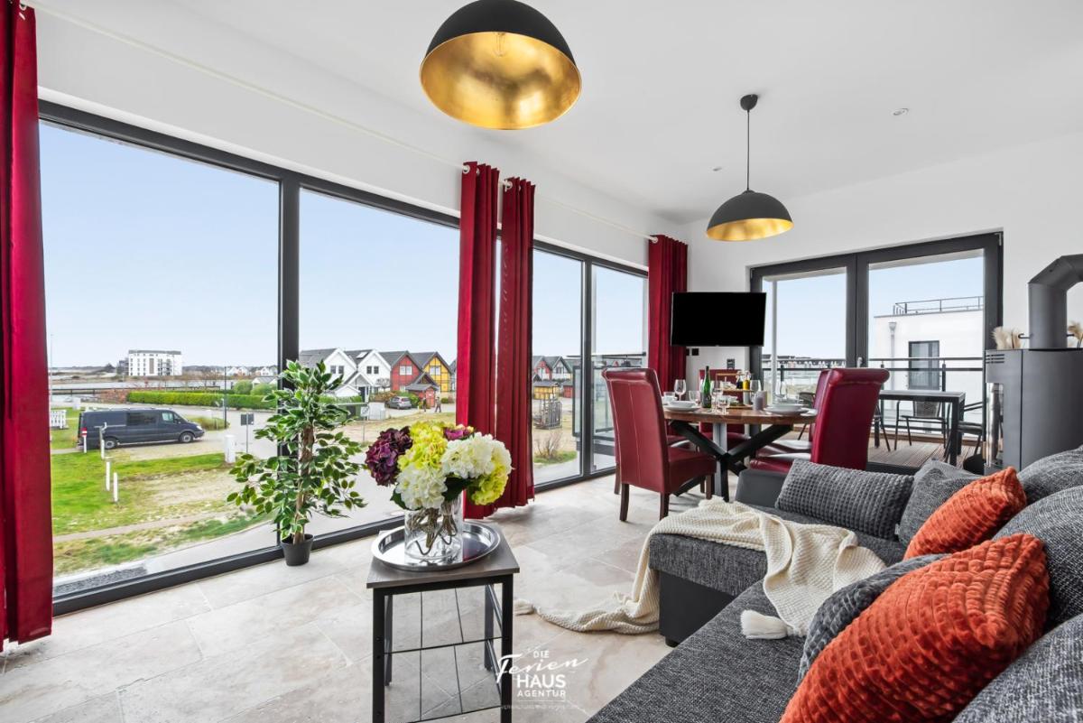 Apartment with Sea View photo 1