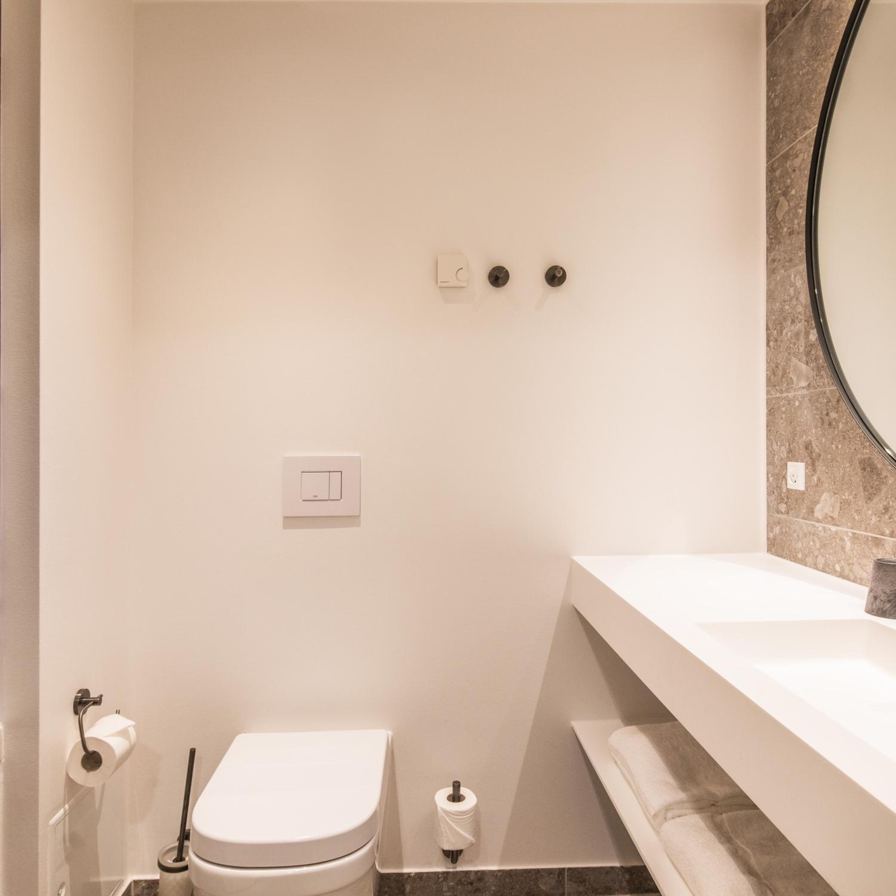 Double Room - Photo 6