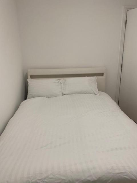 Two-Bedroom Apartment - Photo 6
