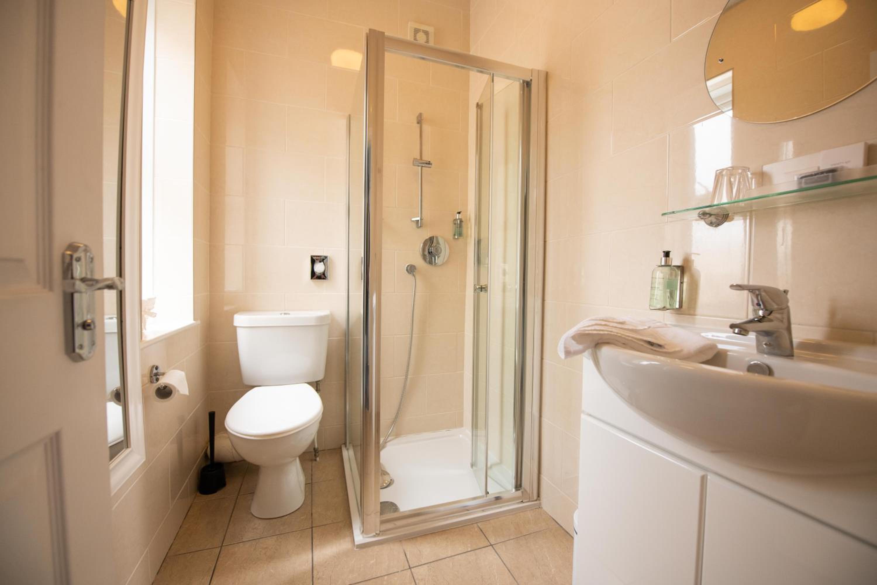 Single Room photo 2