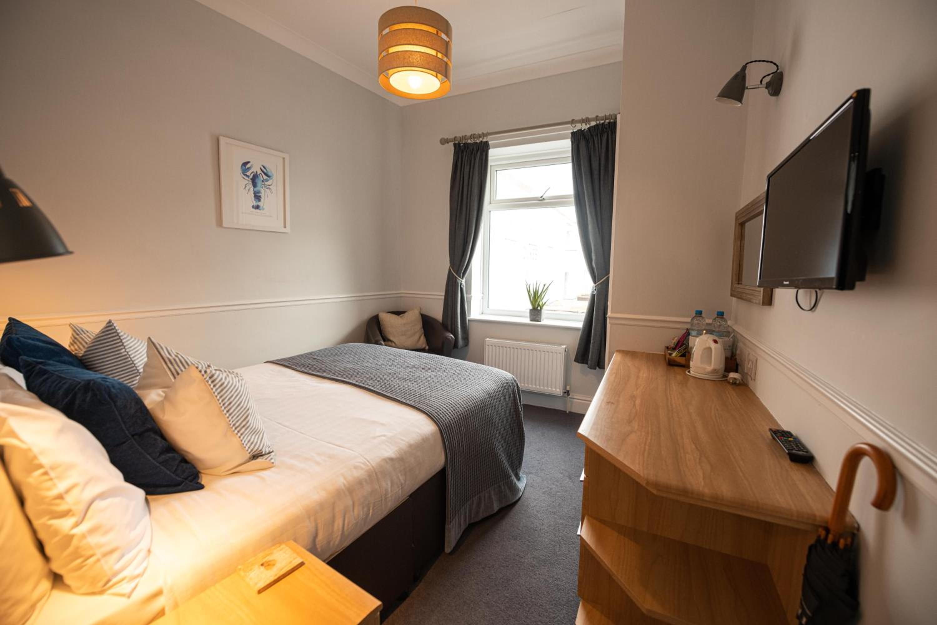 Small Double Room photo 3