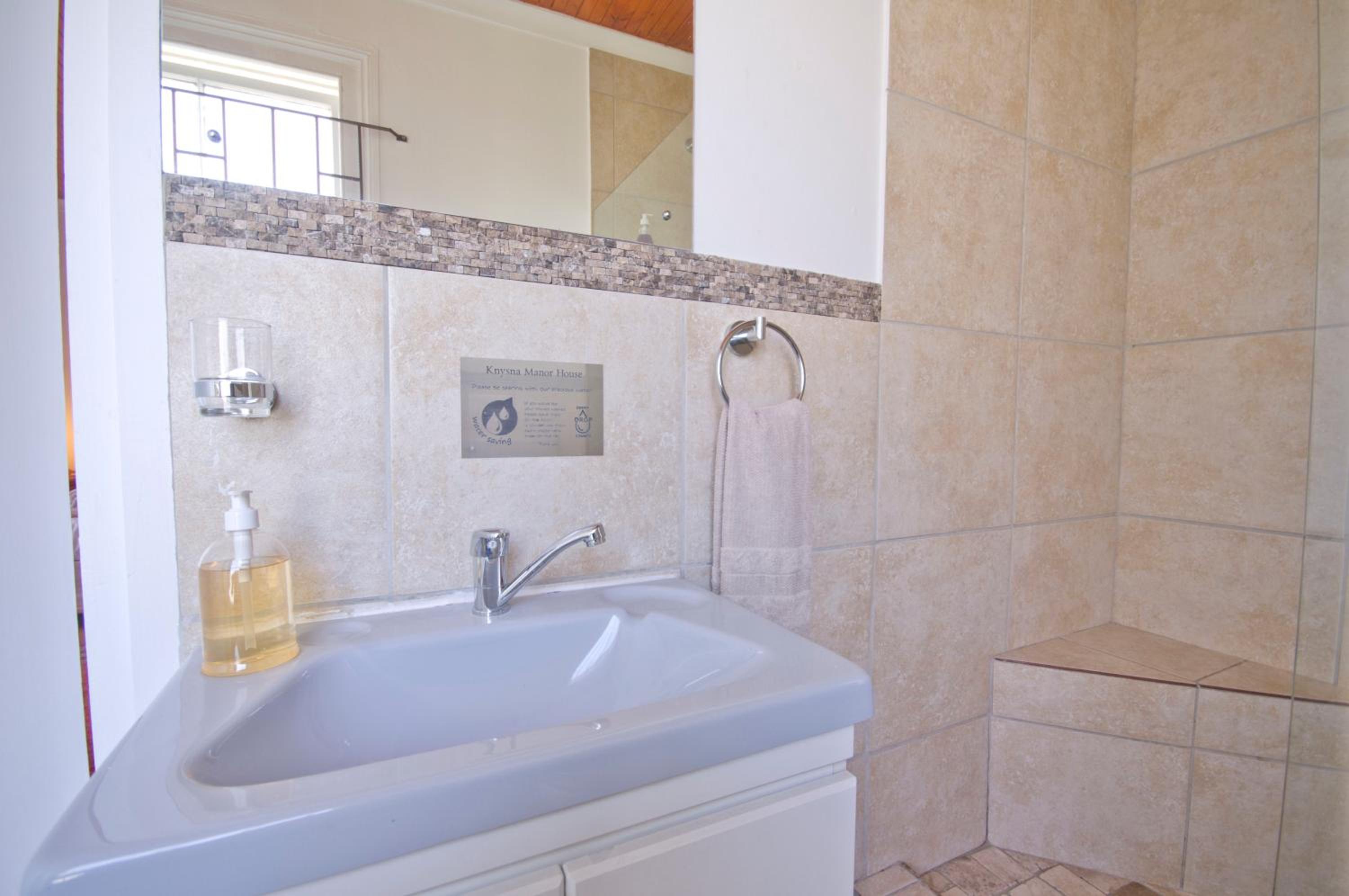 Quadruple Room - Photo 10