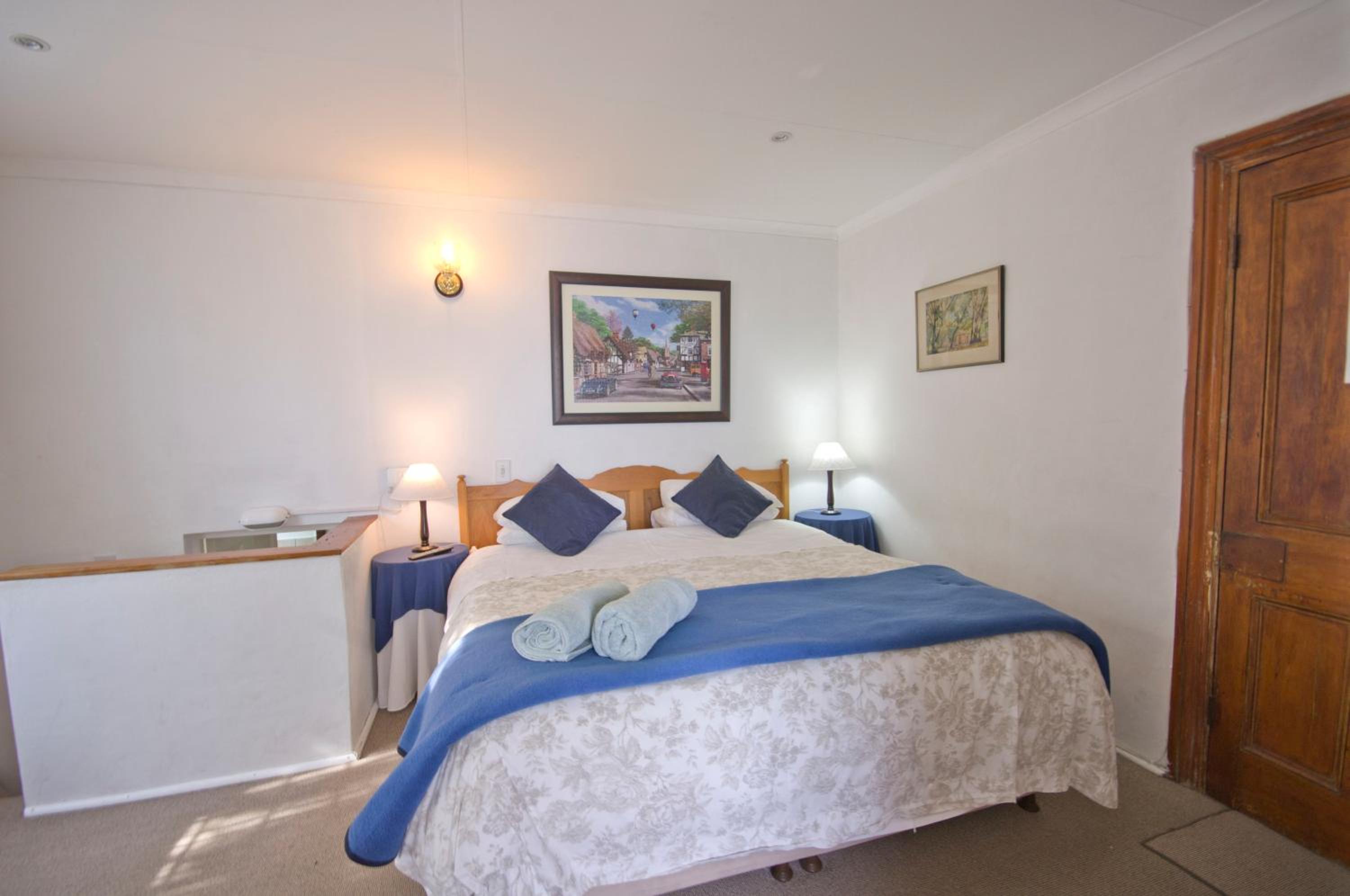 Quadruple Room - Photo 11