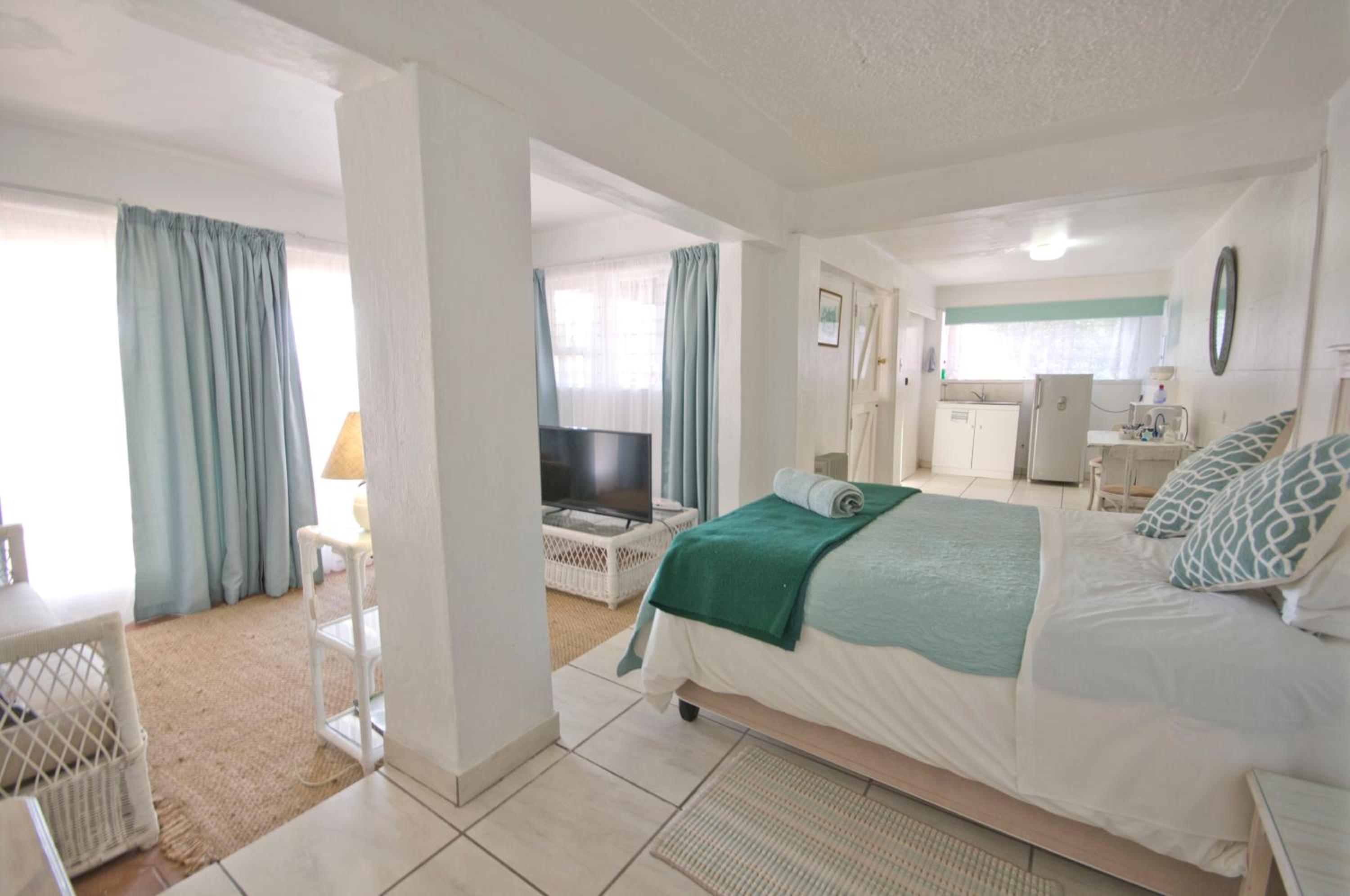  Double Room - Photo 29