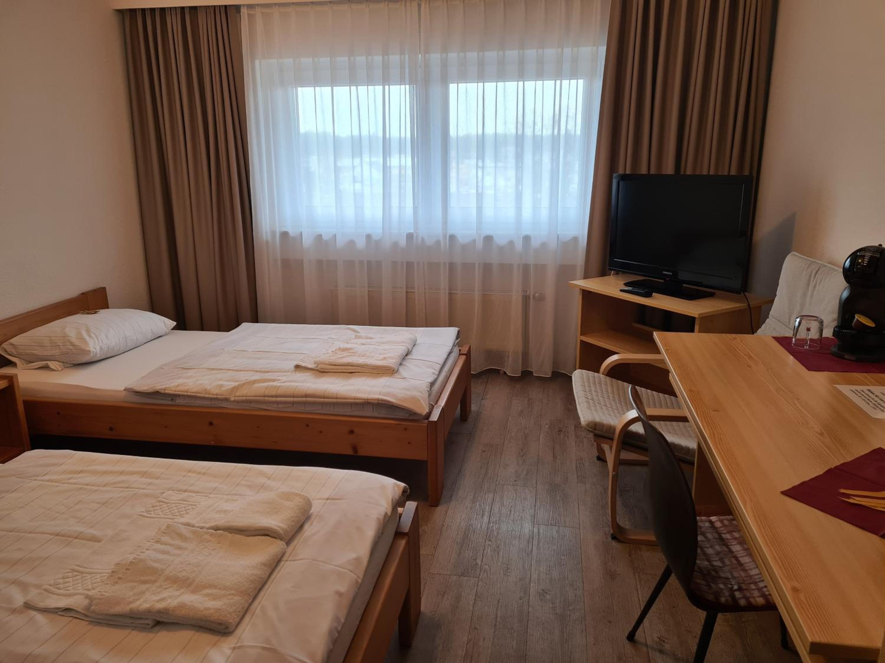 Double Room - Photo 3
