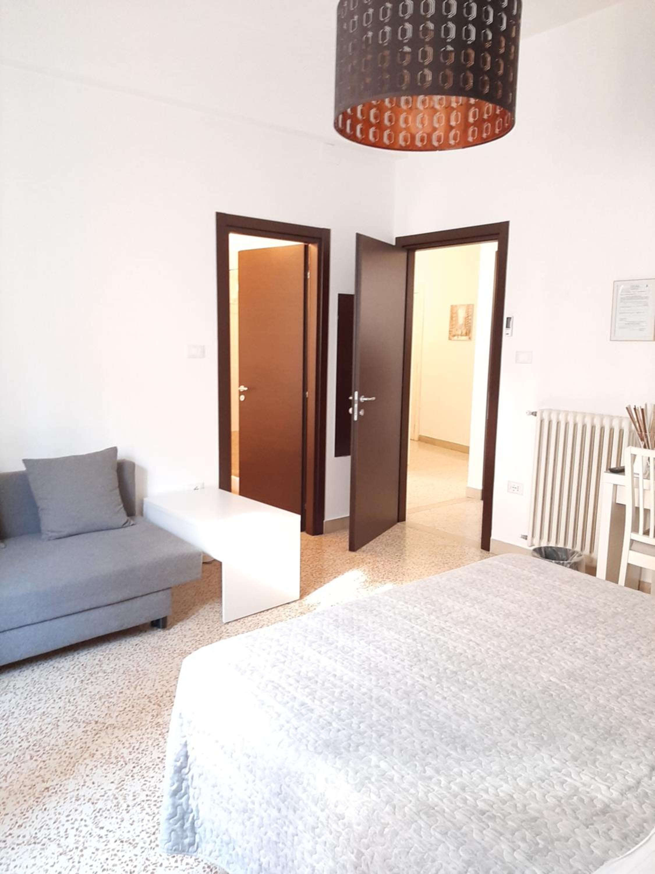 Quadruple Room with Private Bathroom - Photo 2
