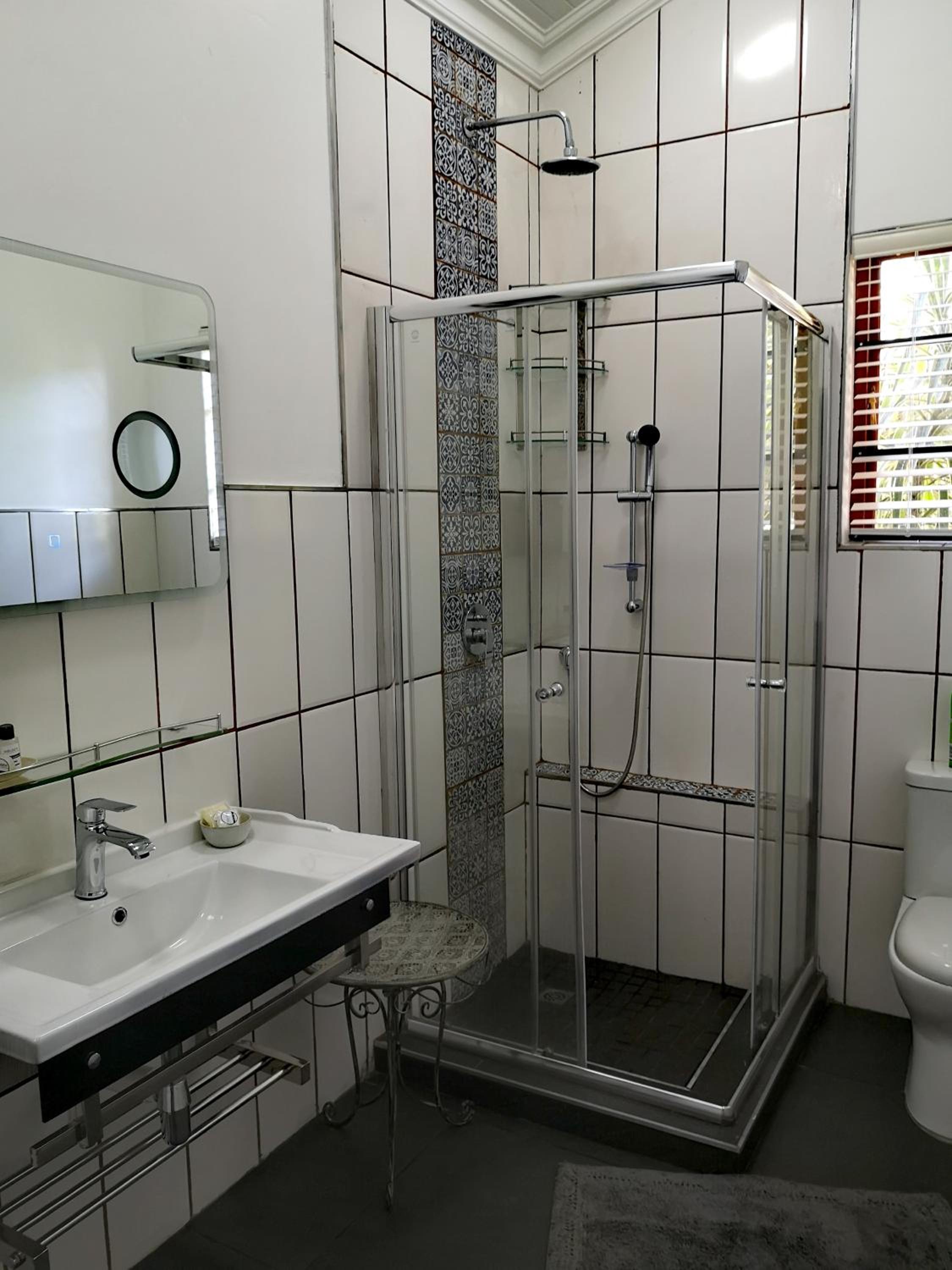 Luxury Triple Room photo 3