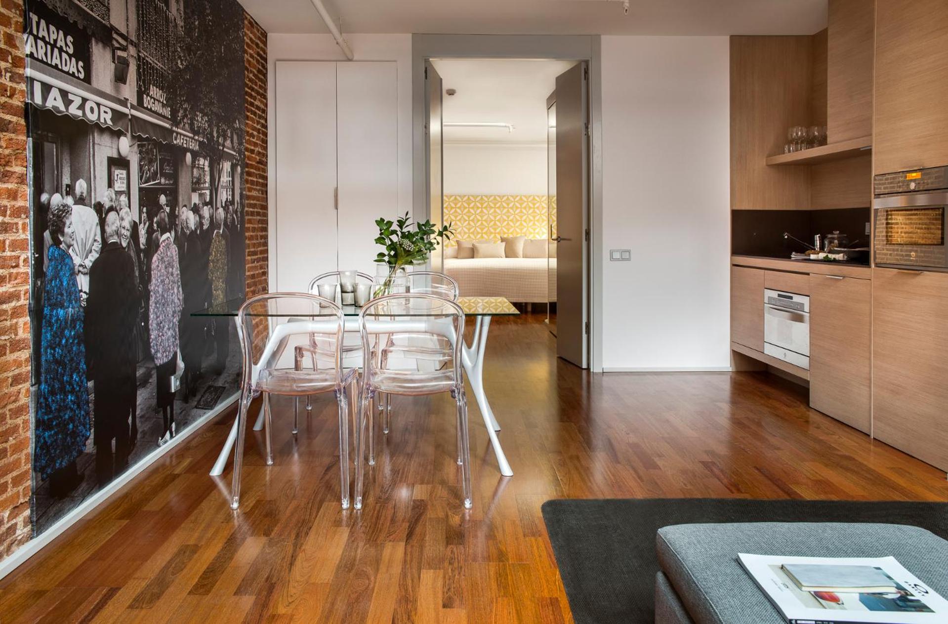 Two Bedroom Apartment with One Bathroom photo 2