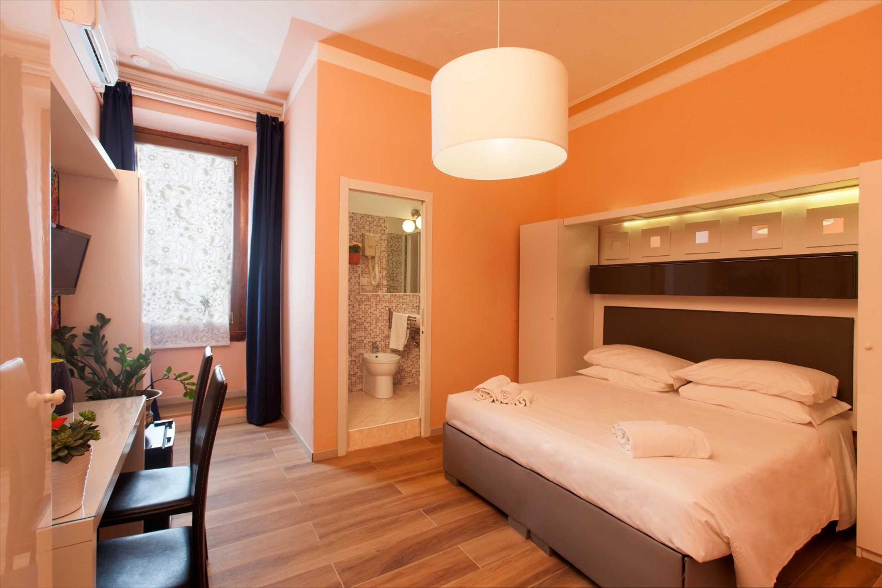 Double Room photo 3