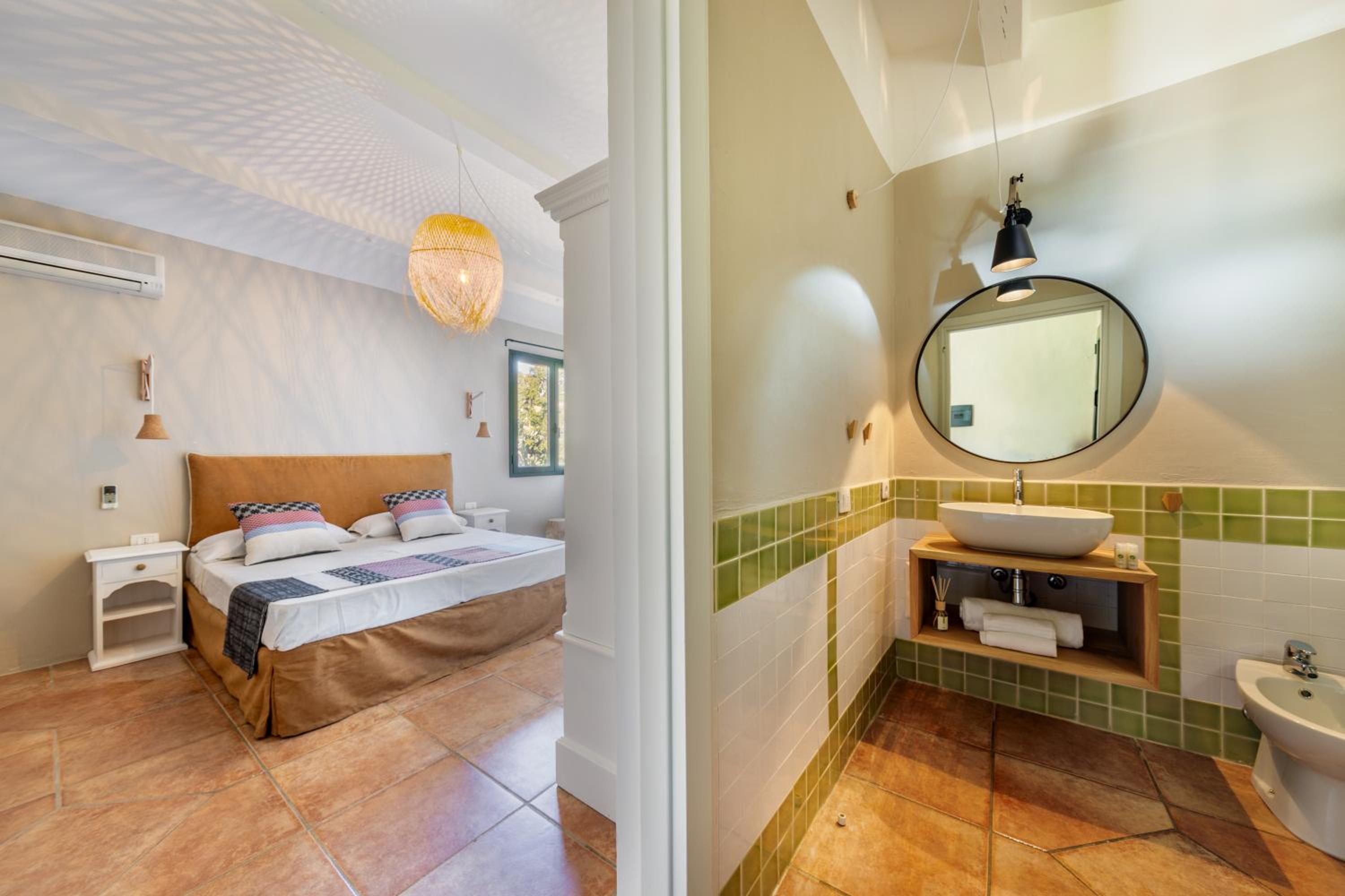 Quadruple Room - Photo 3