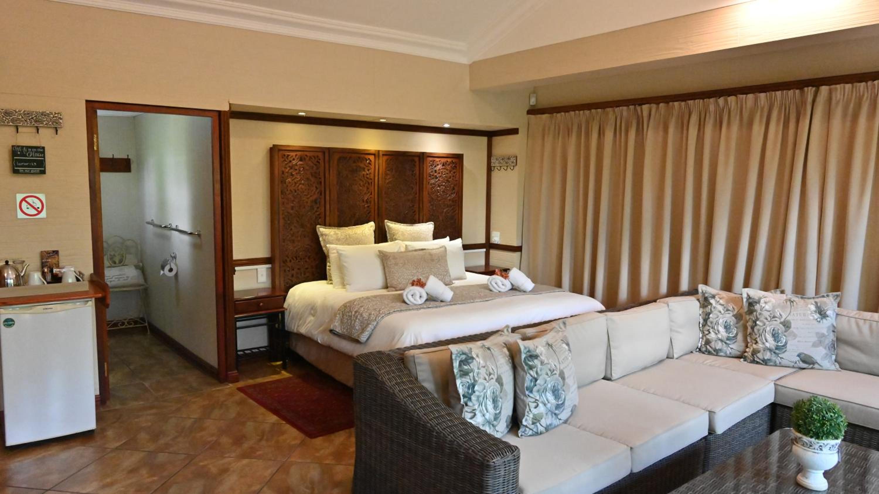 Standard Double Room - Photo 3