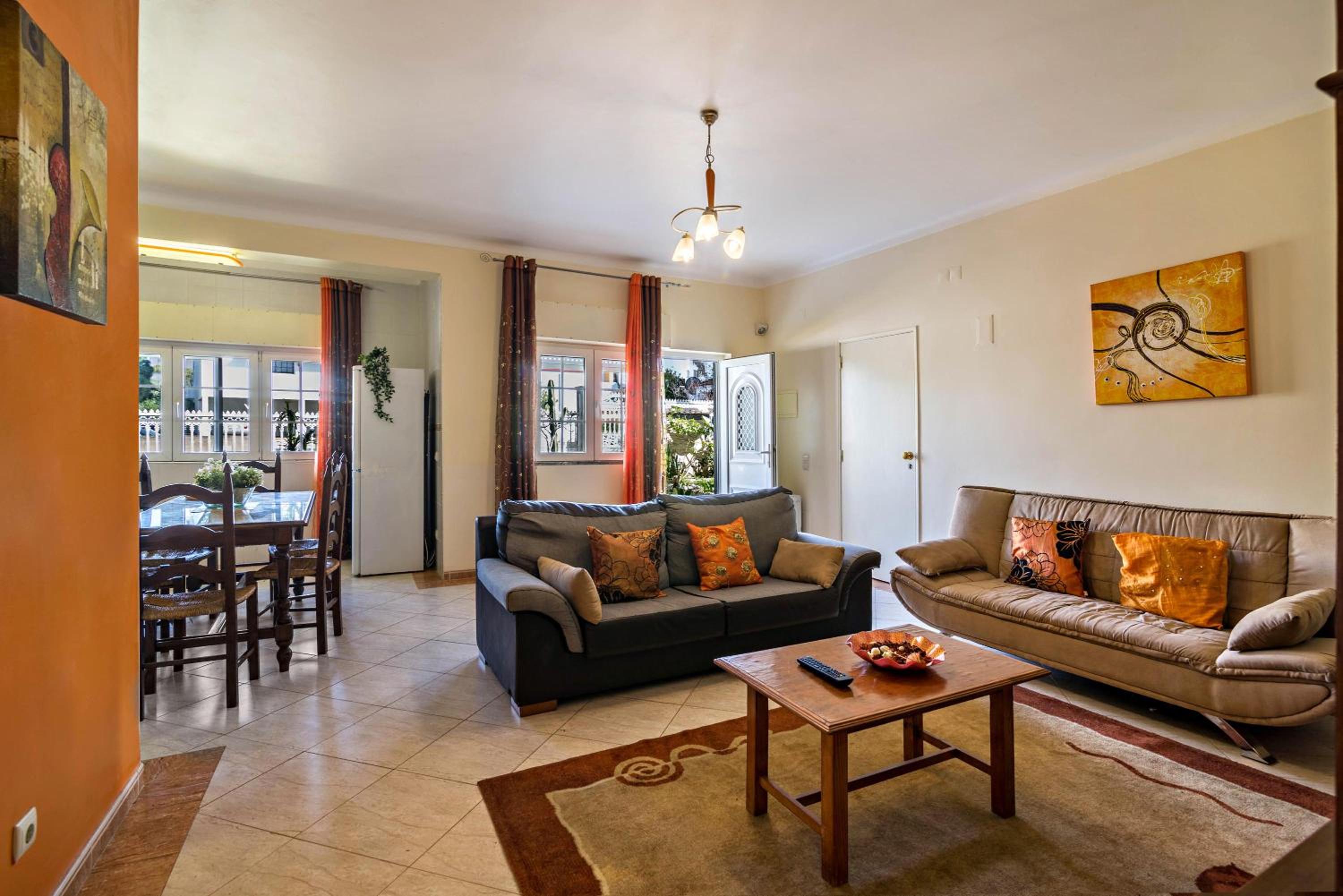 Two-Bedroom Deluxe Apartment with Balcony photo 3