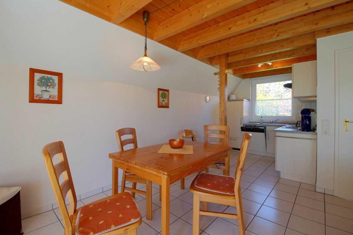 Two-Bedroom House photo 2