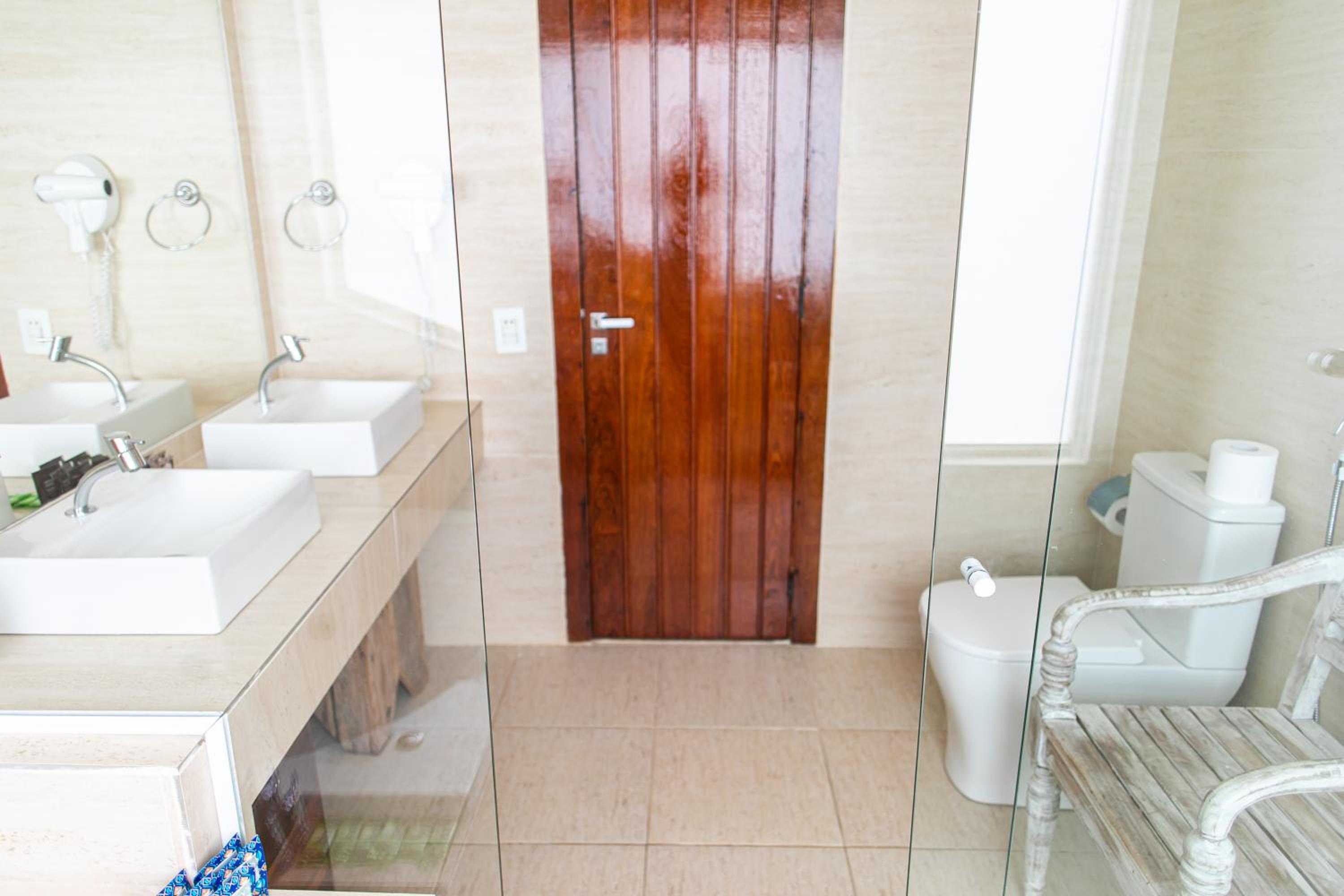 Master Suite with Bath and Sea View photo 2