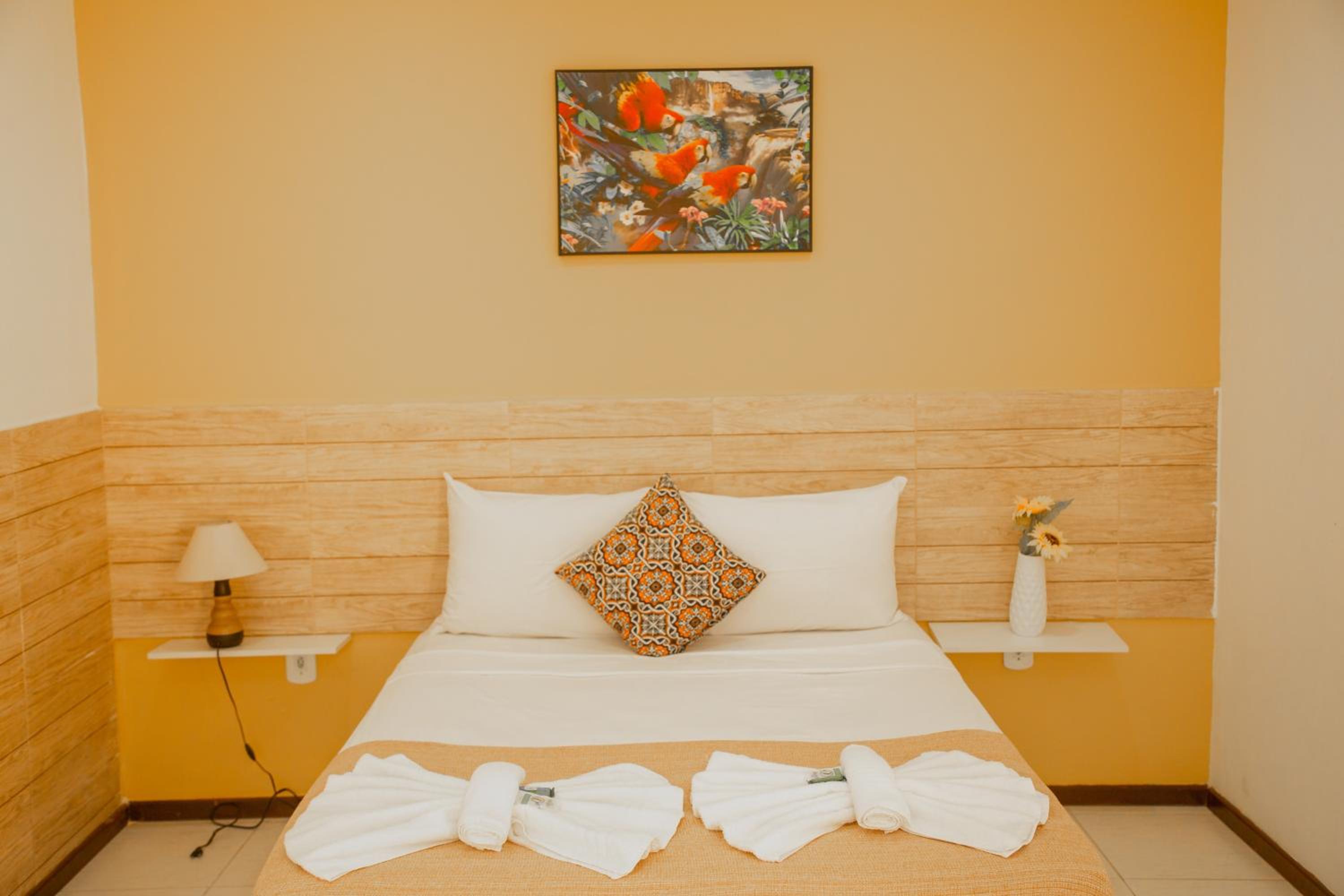 Standard Double Room - Photo 11
