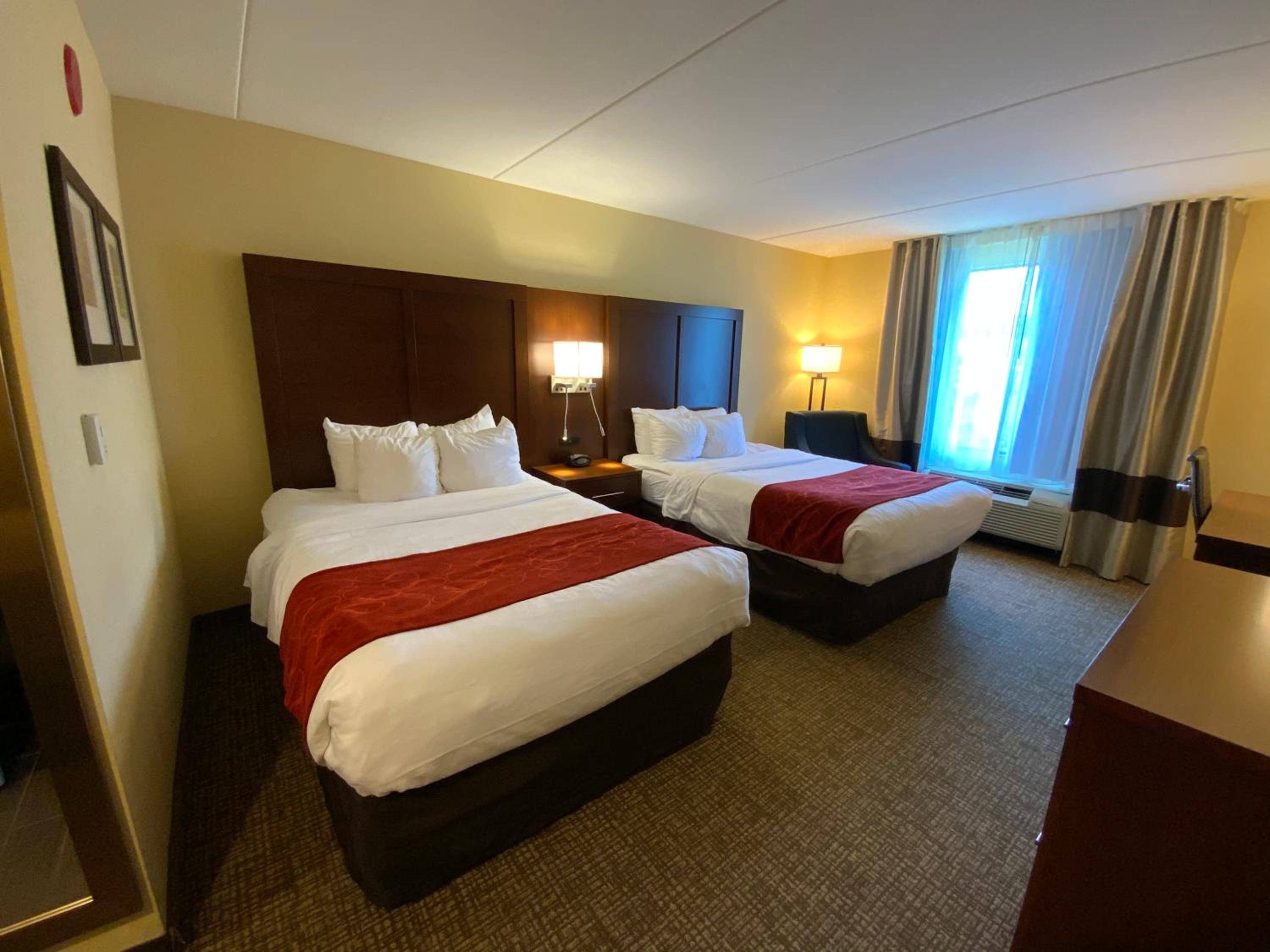 Double Room with Two Double Beds - Non-Smoking - Photo 18