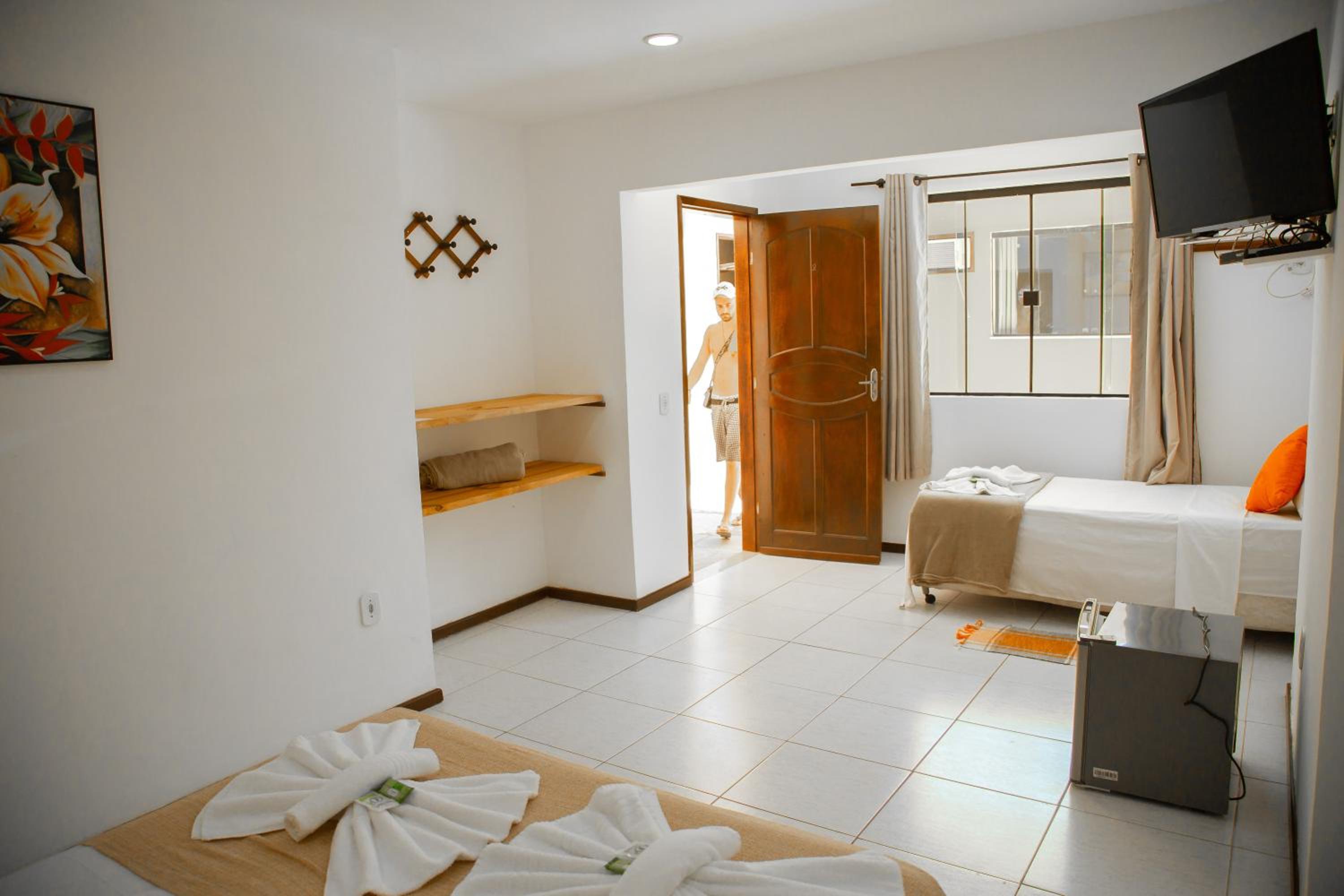 Standard Triple Room - Photo 6