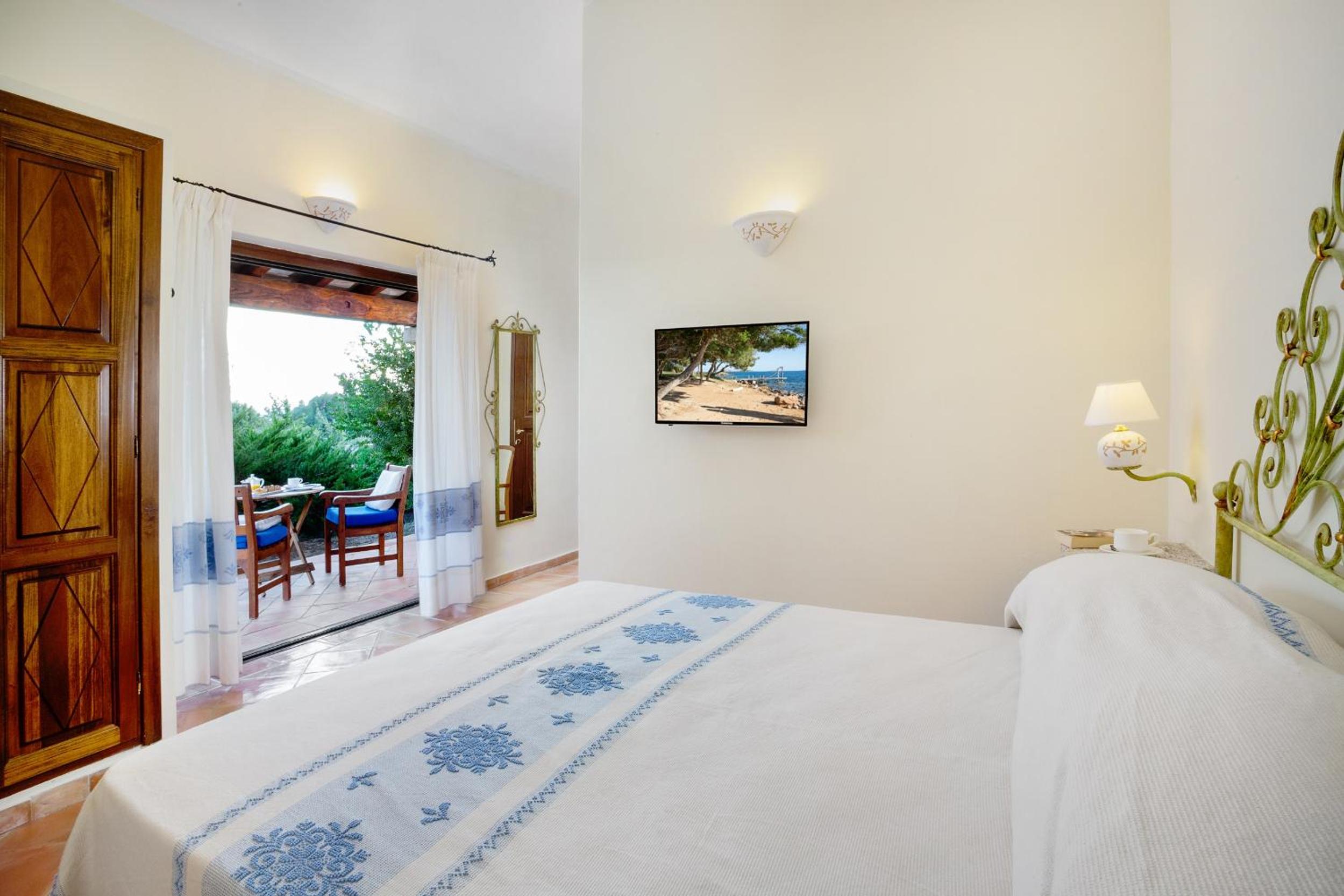 Double Room - Photo 2