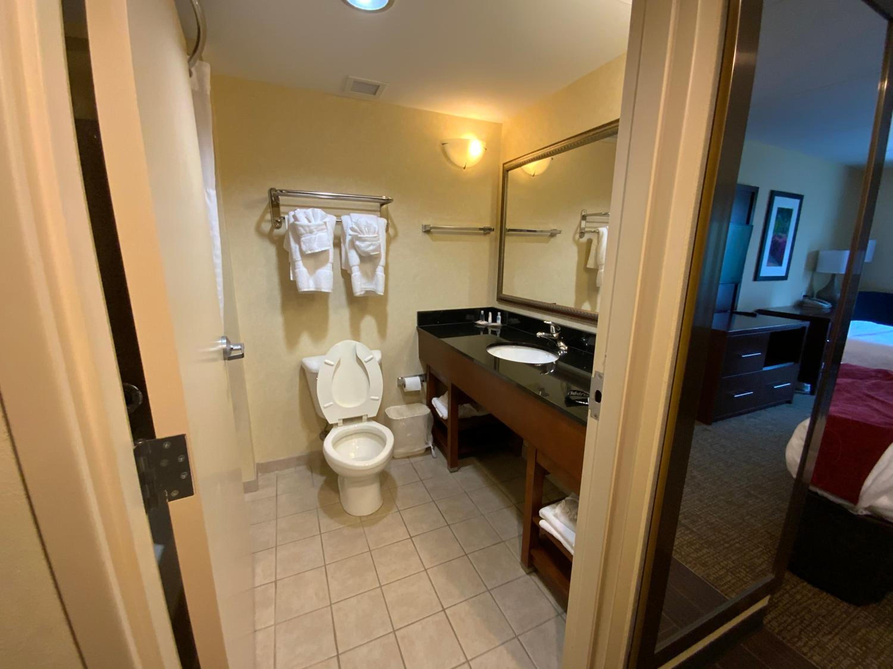 Double Room with Two Double Beds - Non-Smoking - Photo 11