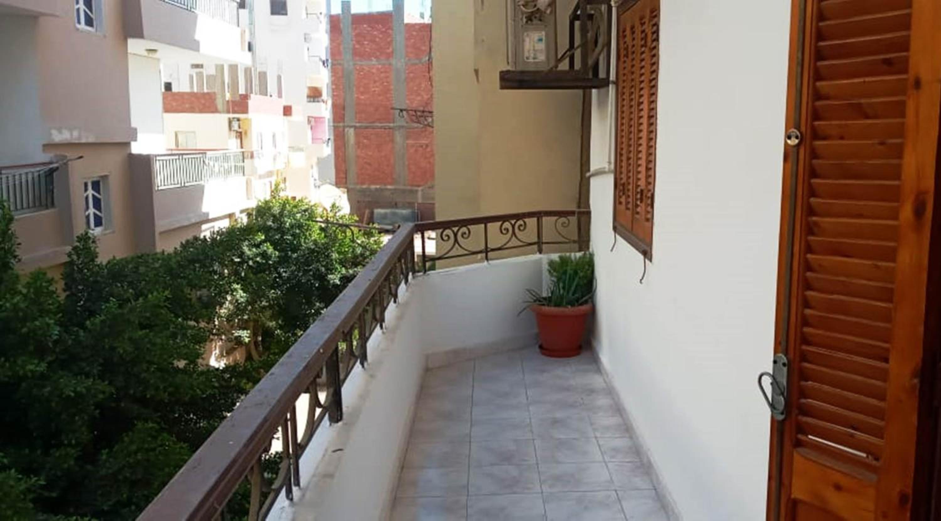 Two-Bedroom Apartment - Photo 22