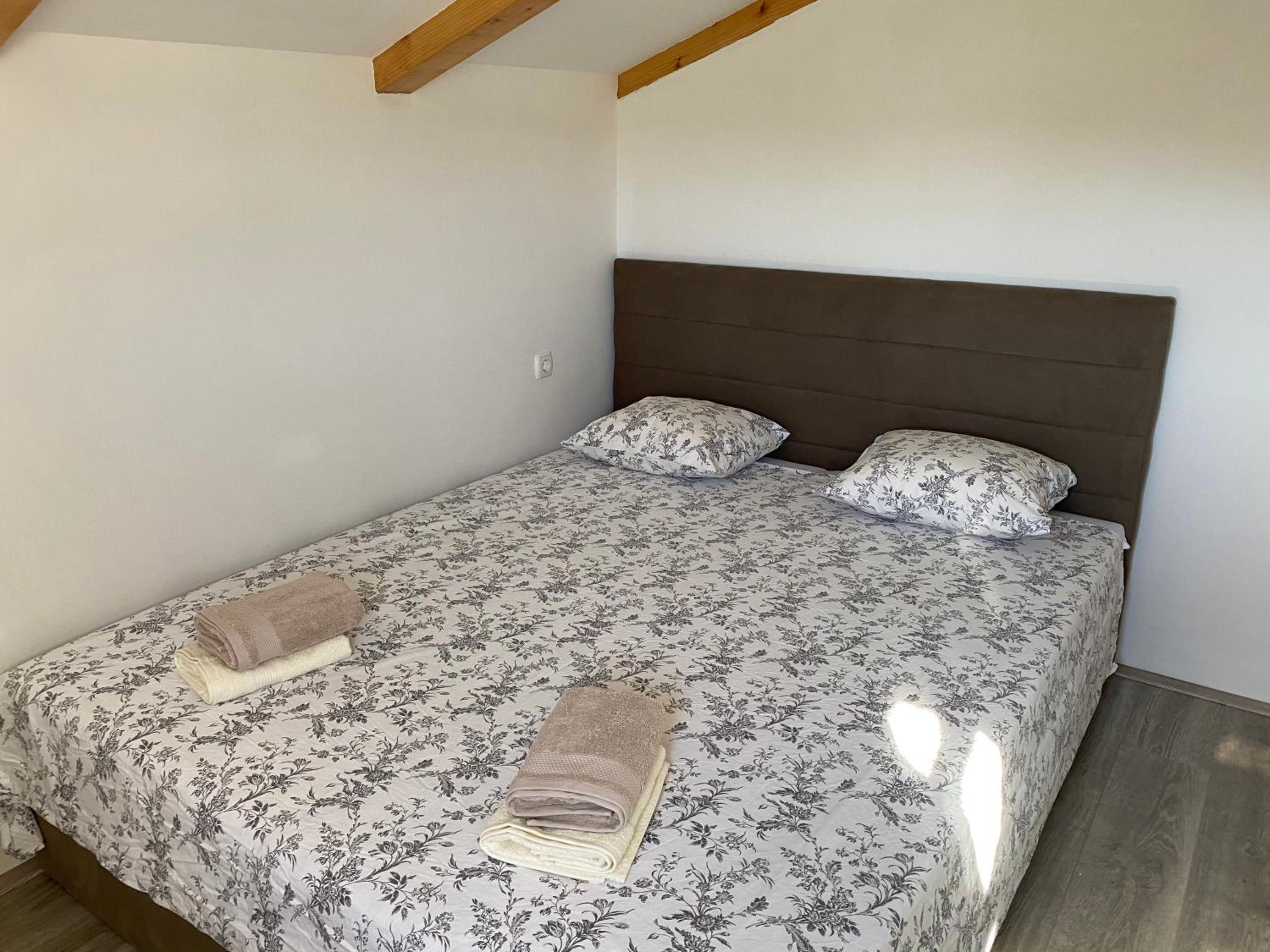 Two-Bedroom Apartment with Terrace and Sea View - Attic photo 1