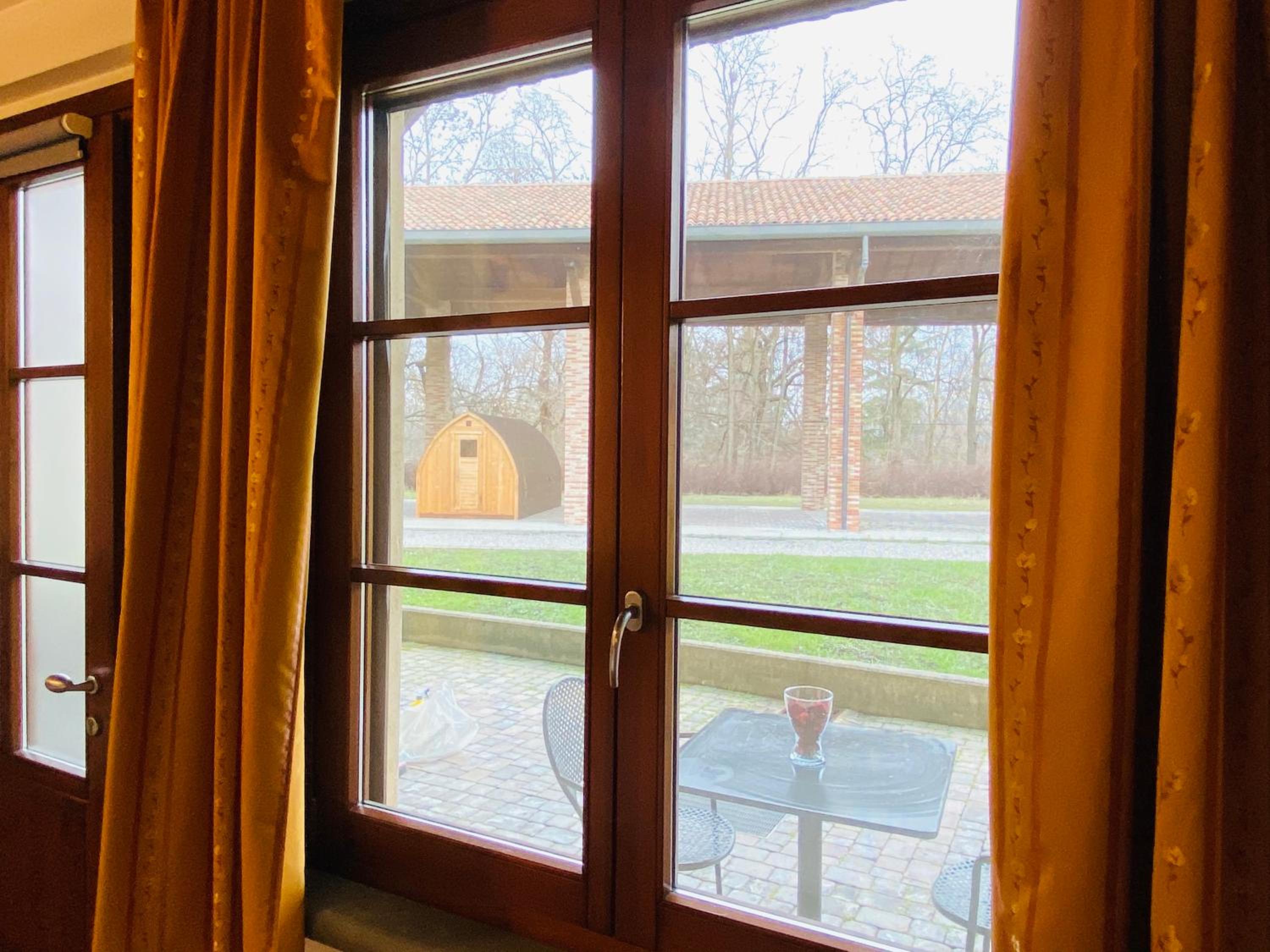 King Room with Spa Bath - Photo 4