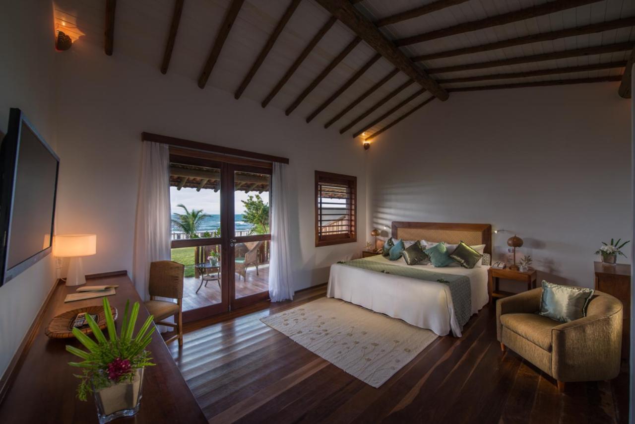 Luxury Bungalow Ocean Front