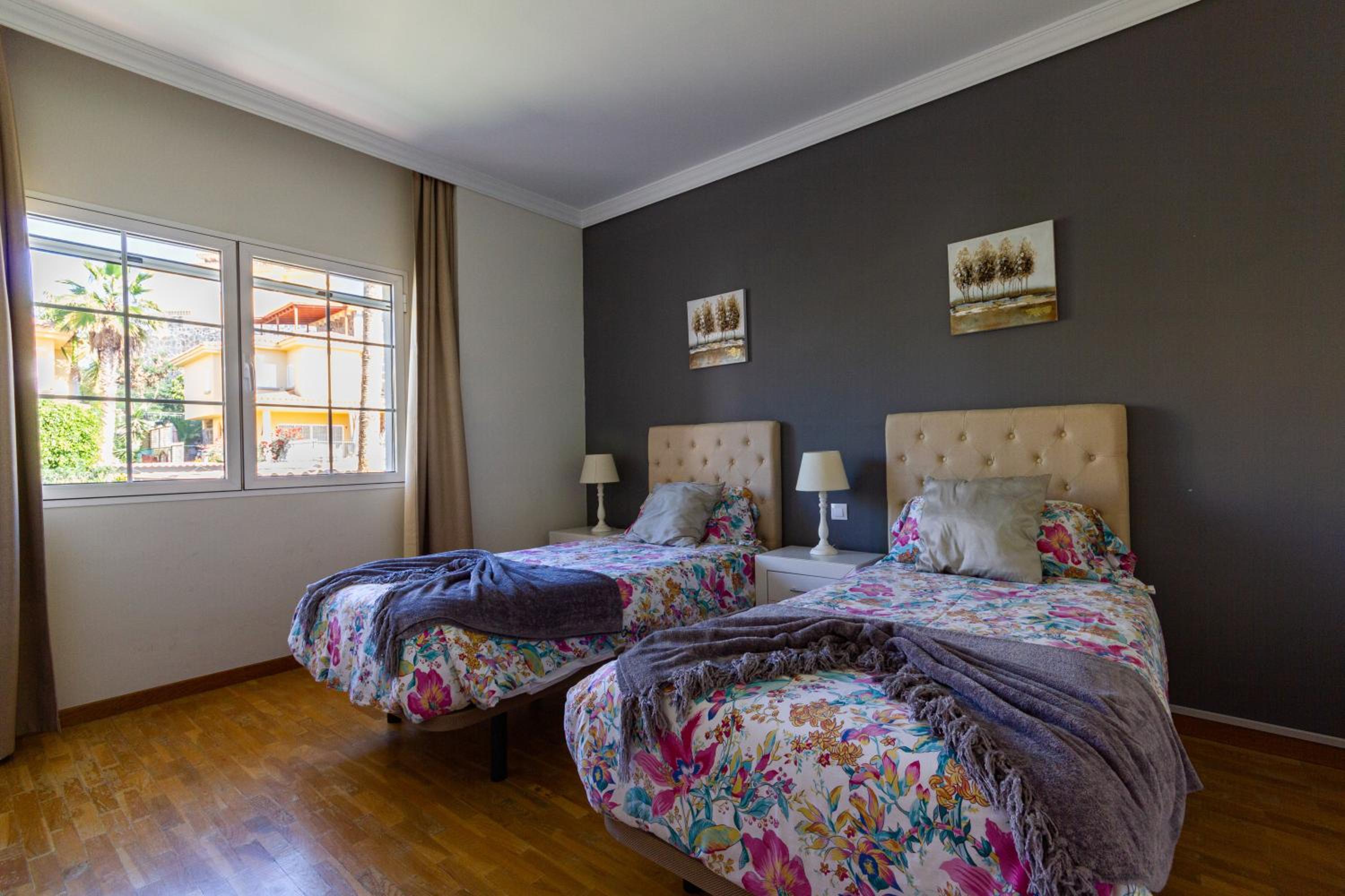 Casa de cuatro habitaciones