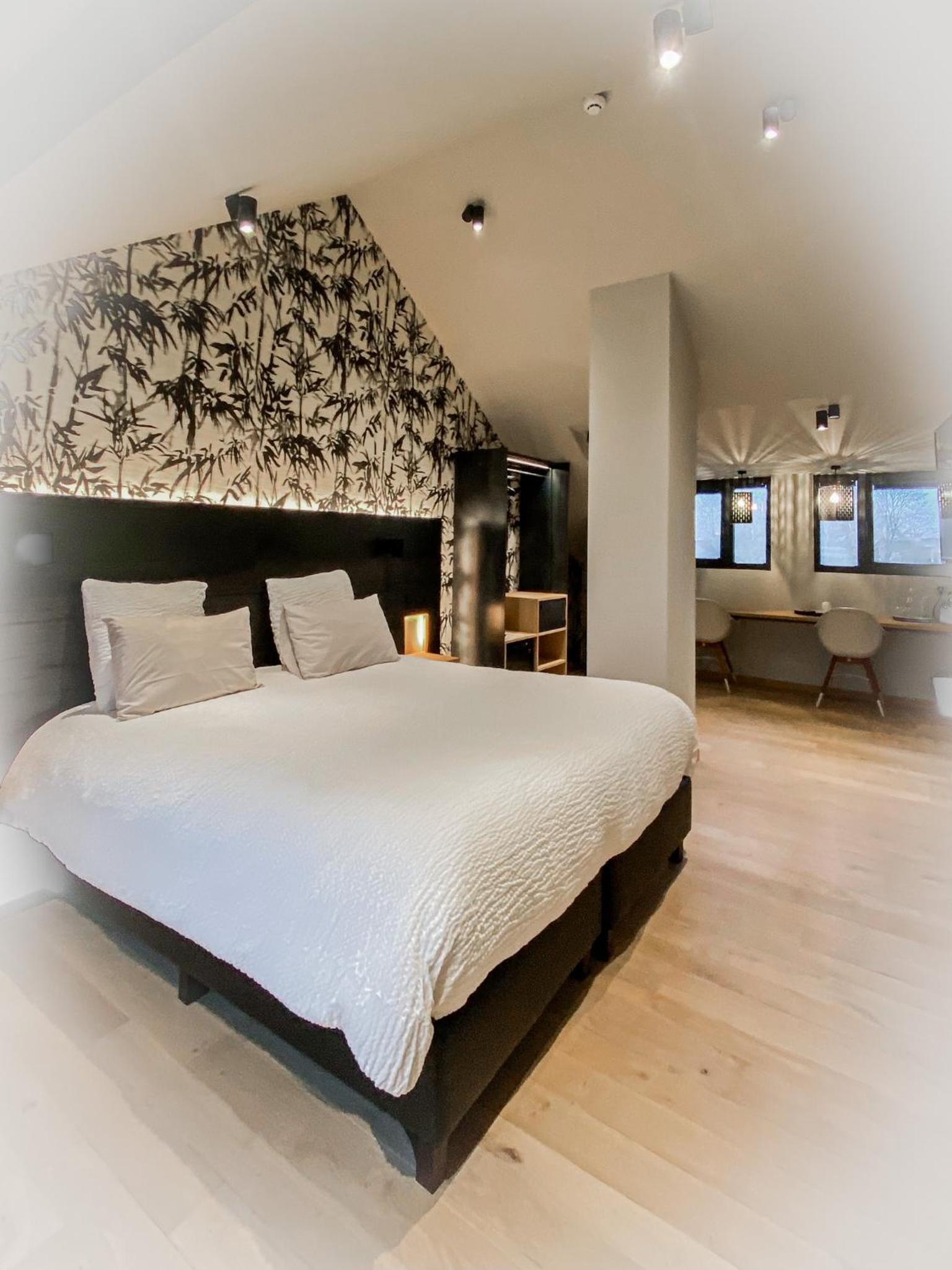 Deluxe Double or Twin Room with Garden View