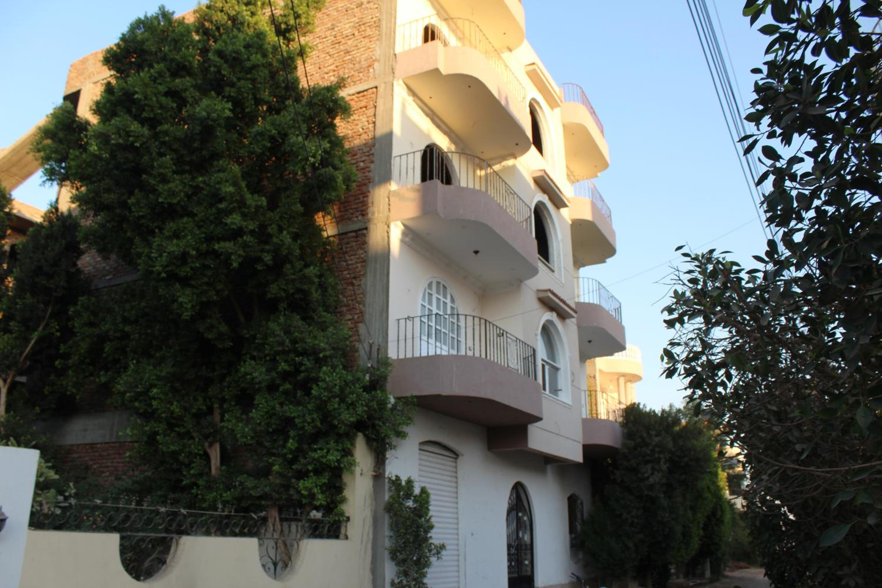 One-Bedroom Apartment - Photo 16