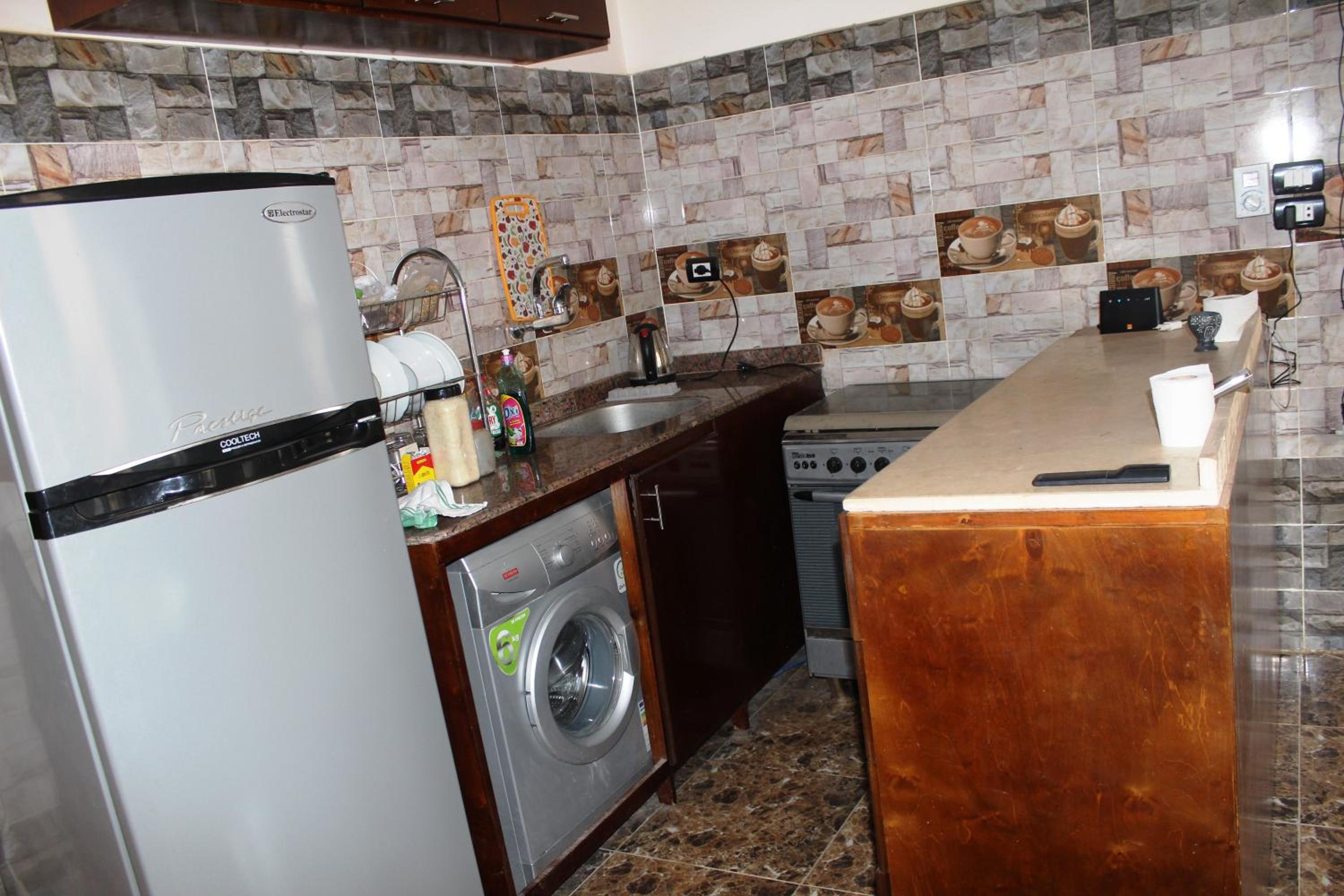 One-Bedroom Apartment - Photo 5