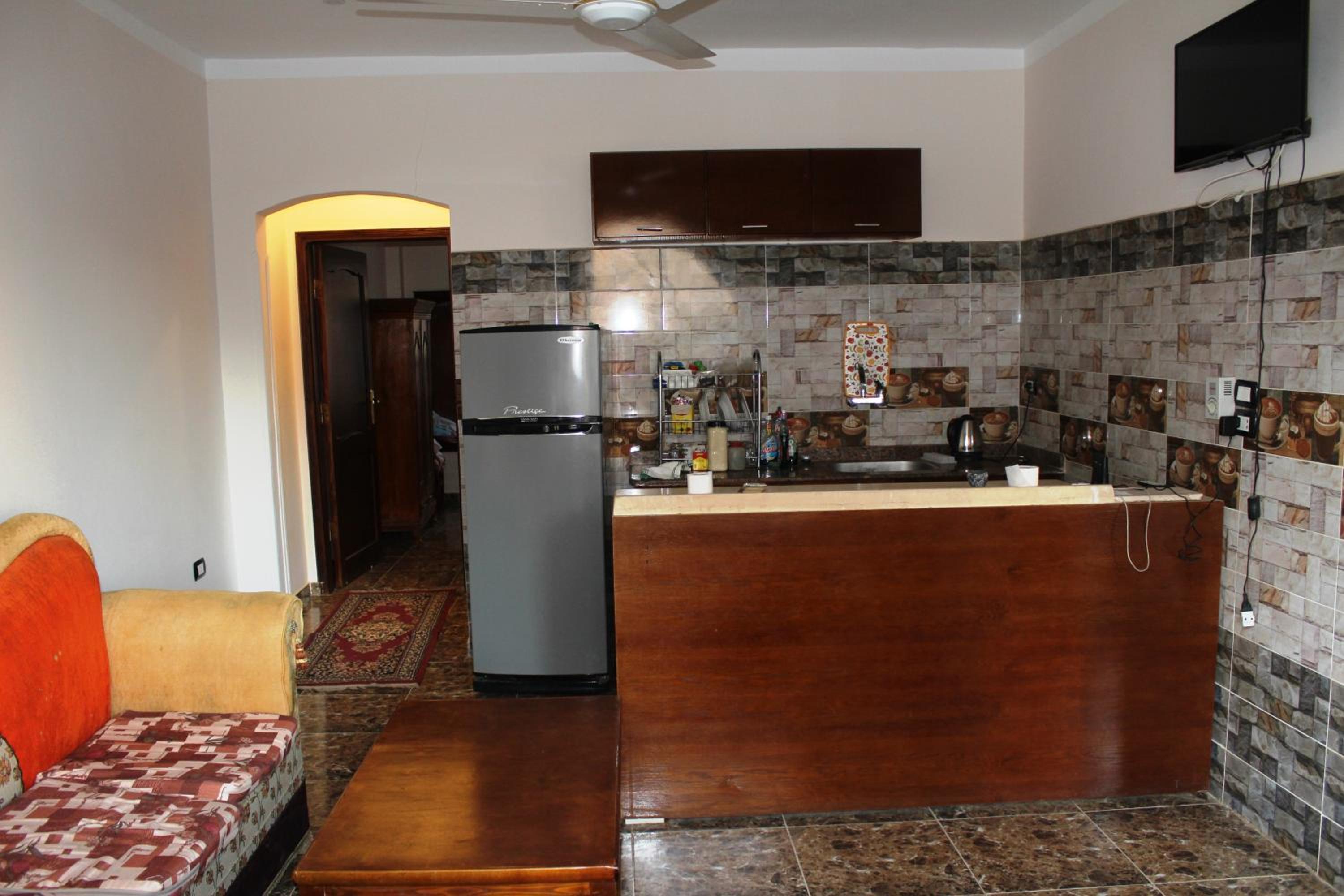 One-Bedroom Apartment - Photo 13