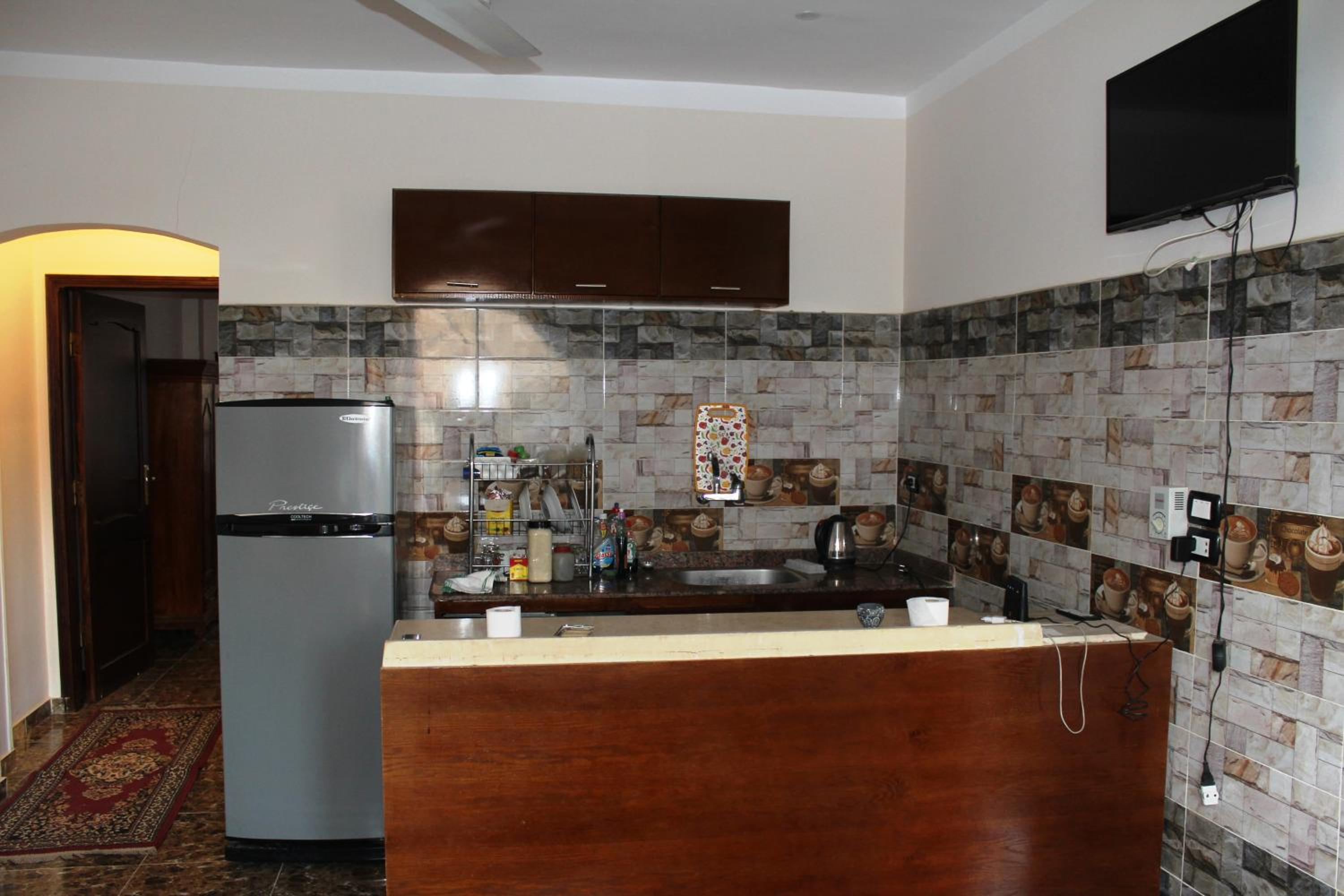 One-Bedroom Apartment - Photo 21