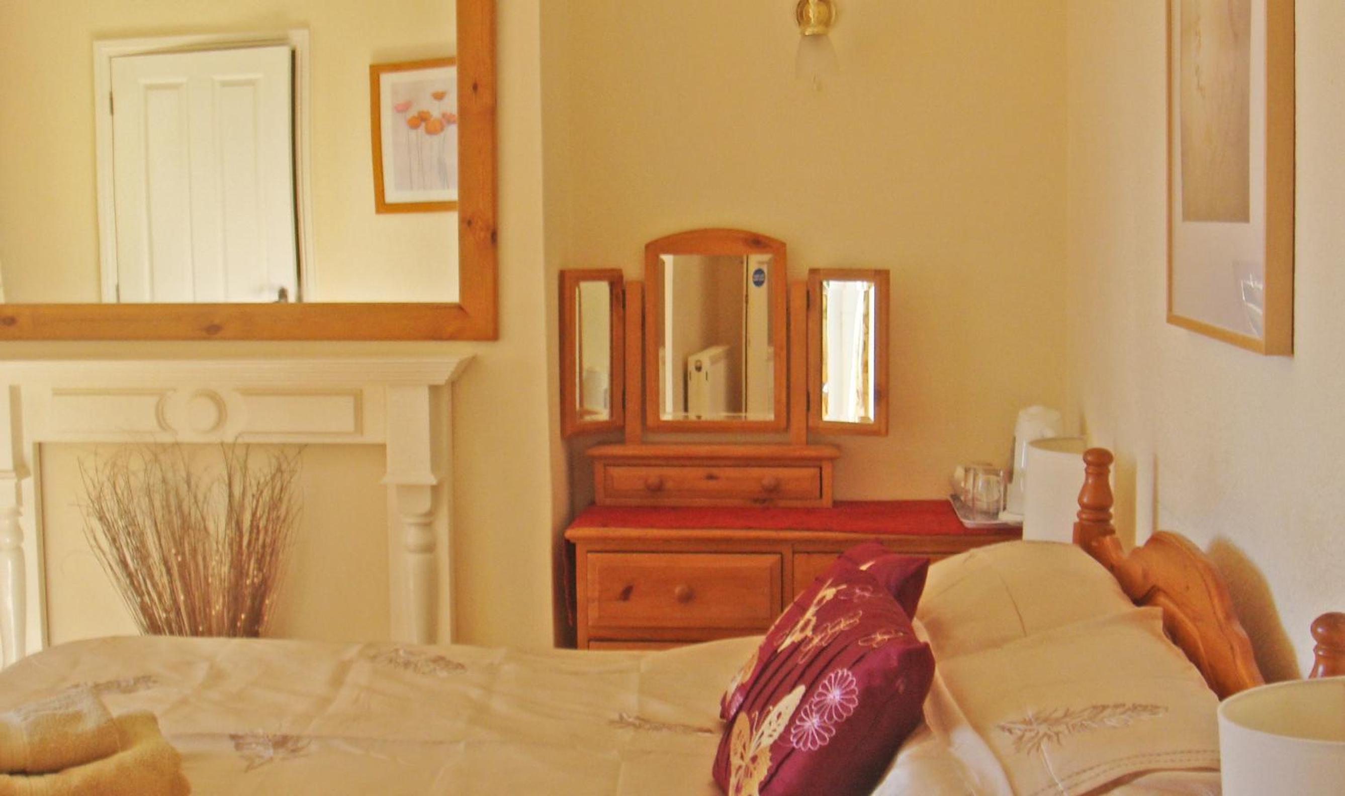 Double Room With Garden View - Ground Floor photo 2
