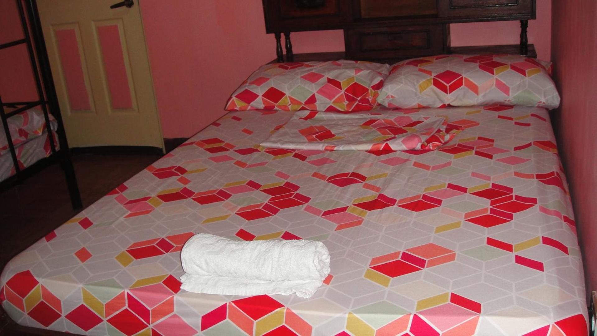 Deluxe Double Room (2 Adults + 1 Child) - Photo 4