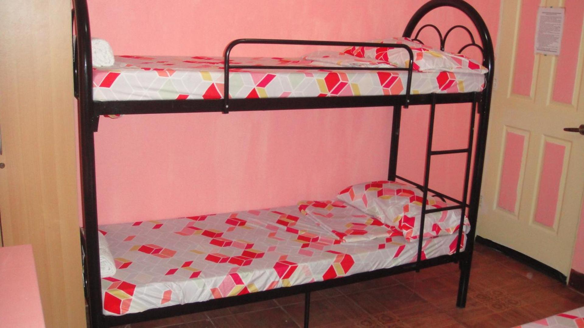 Deluxe Double Room (2 Adults + 1 Child) - Photo 3