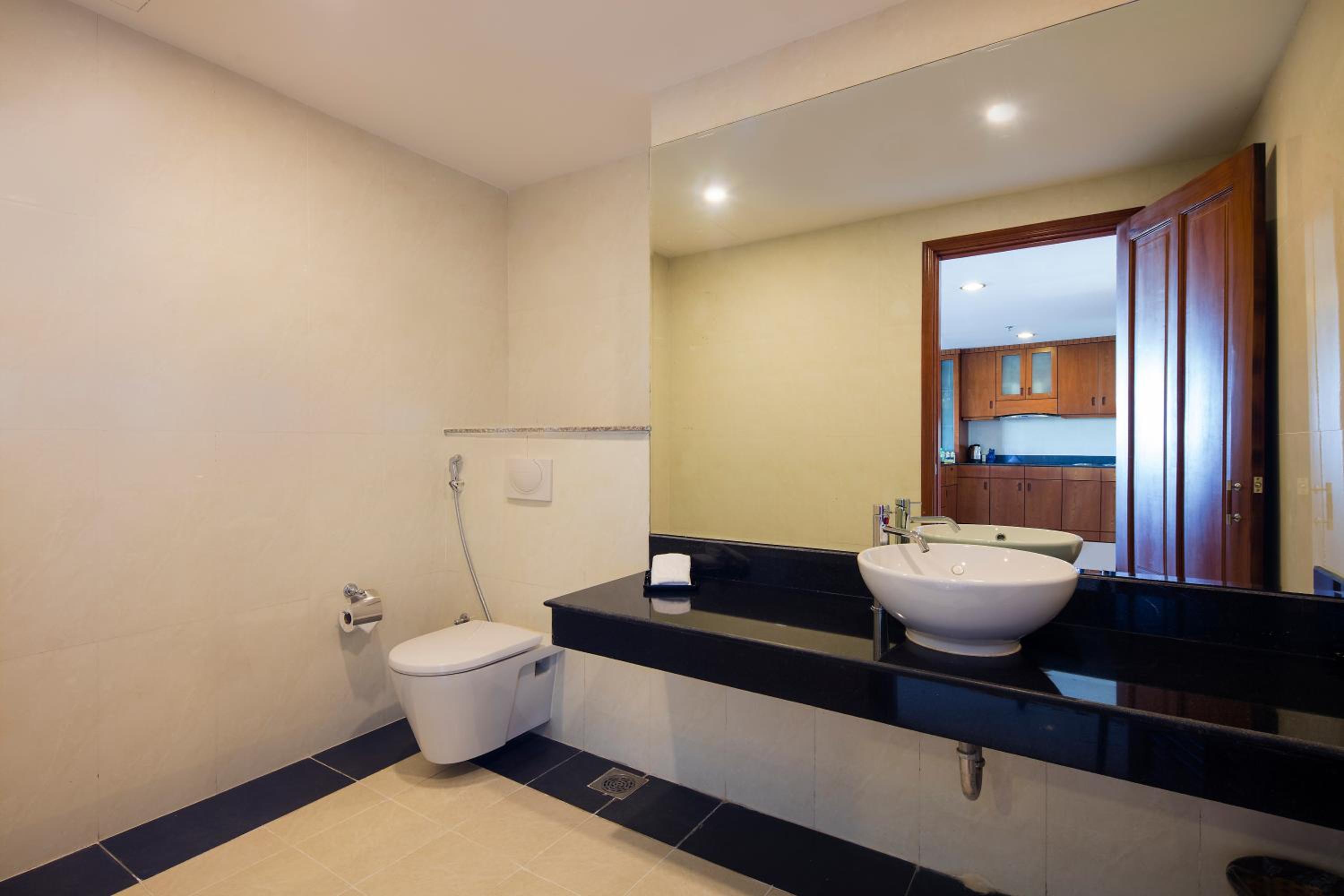 Junior Suite with Ocean View - Photo 15