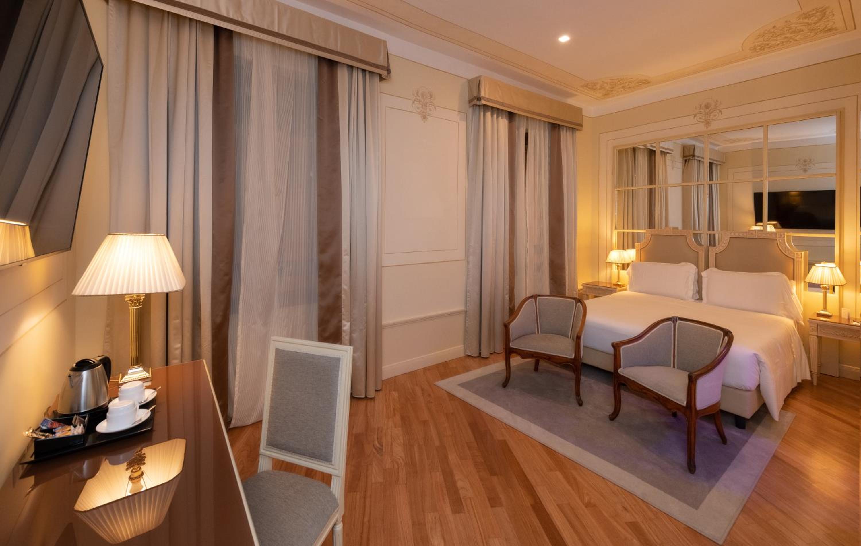 Premium Room thumbnail 5