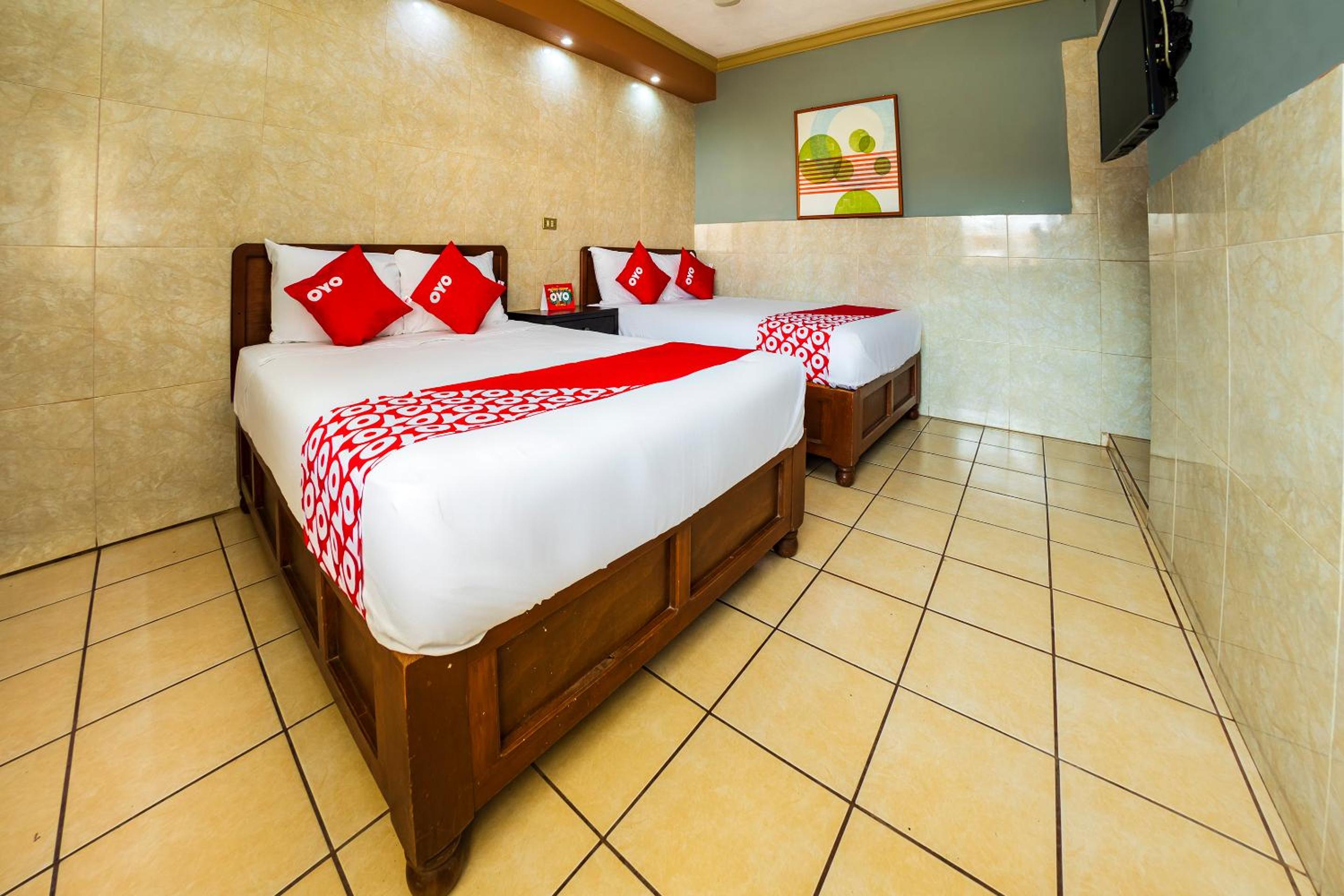 Standard Two Beds  - Photo 7
