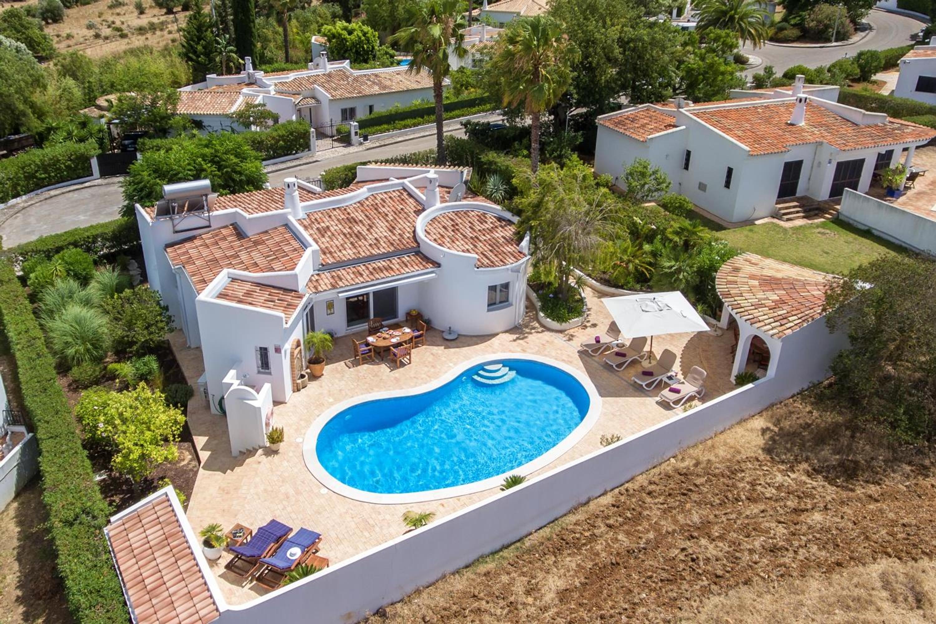 Villa with Garden View - Photo 24