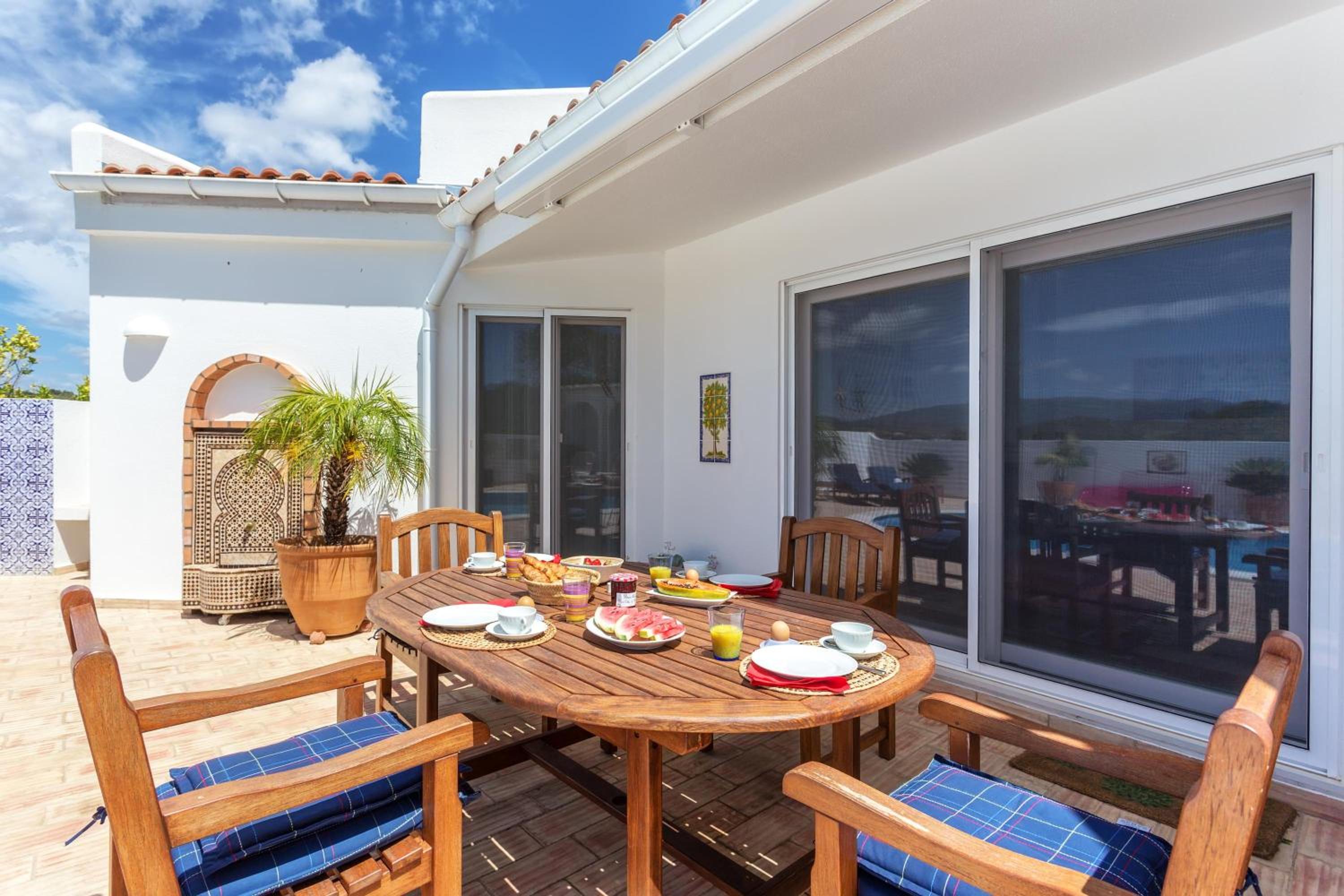 Villa with Garden View - Photo 10